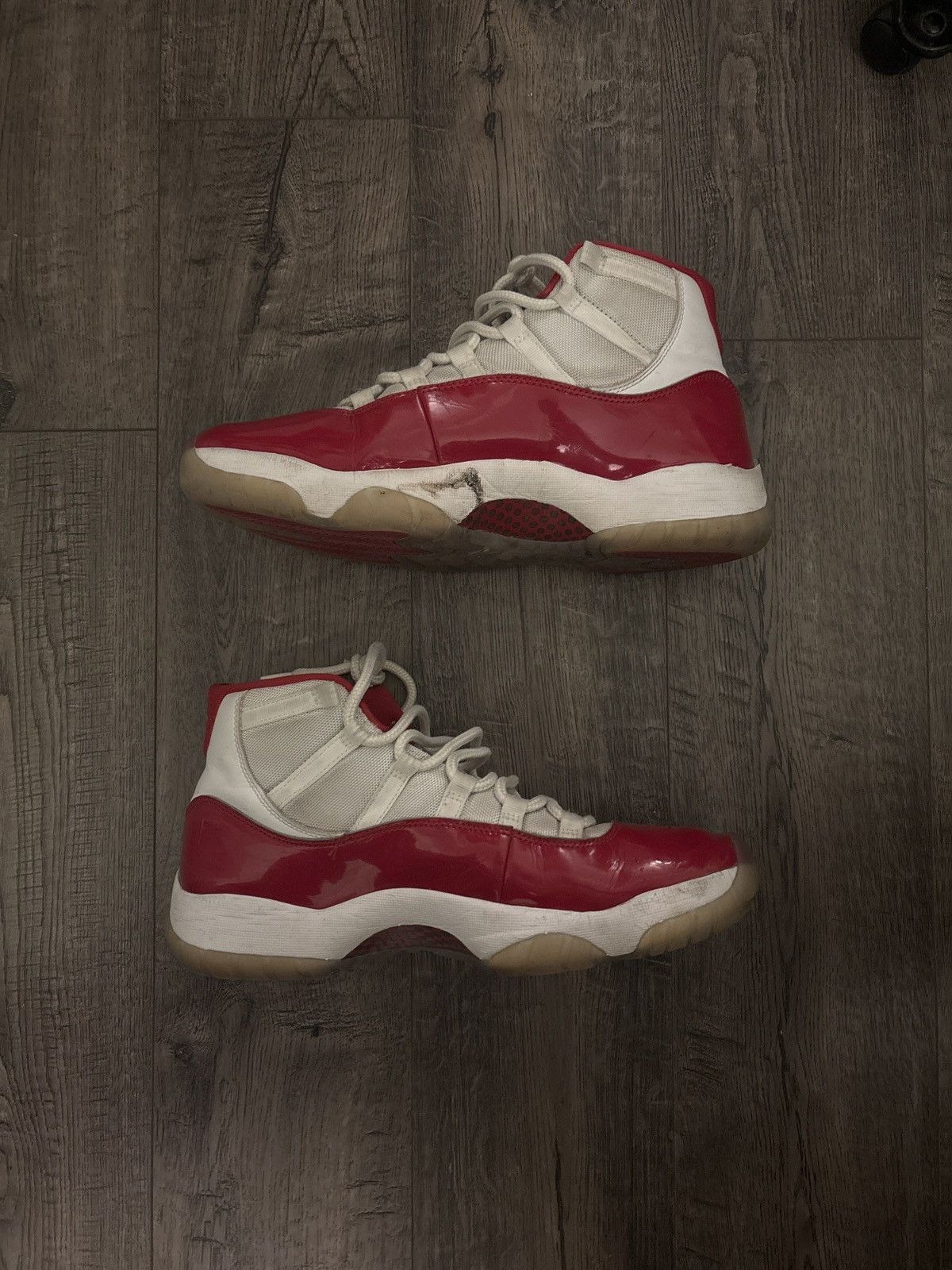 Jordan Brand Jordan 11 Cherry Size US 12 / EU 45 - 2 Thumbnail