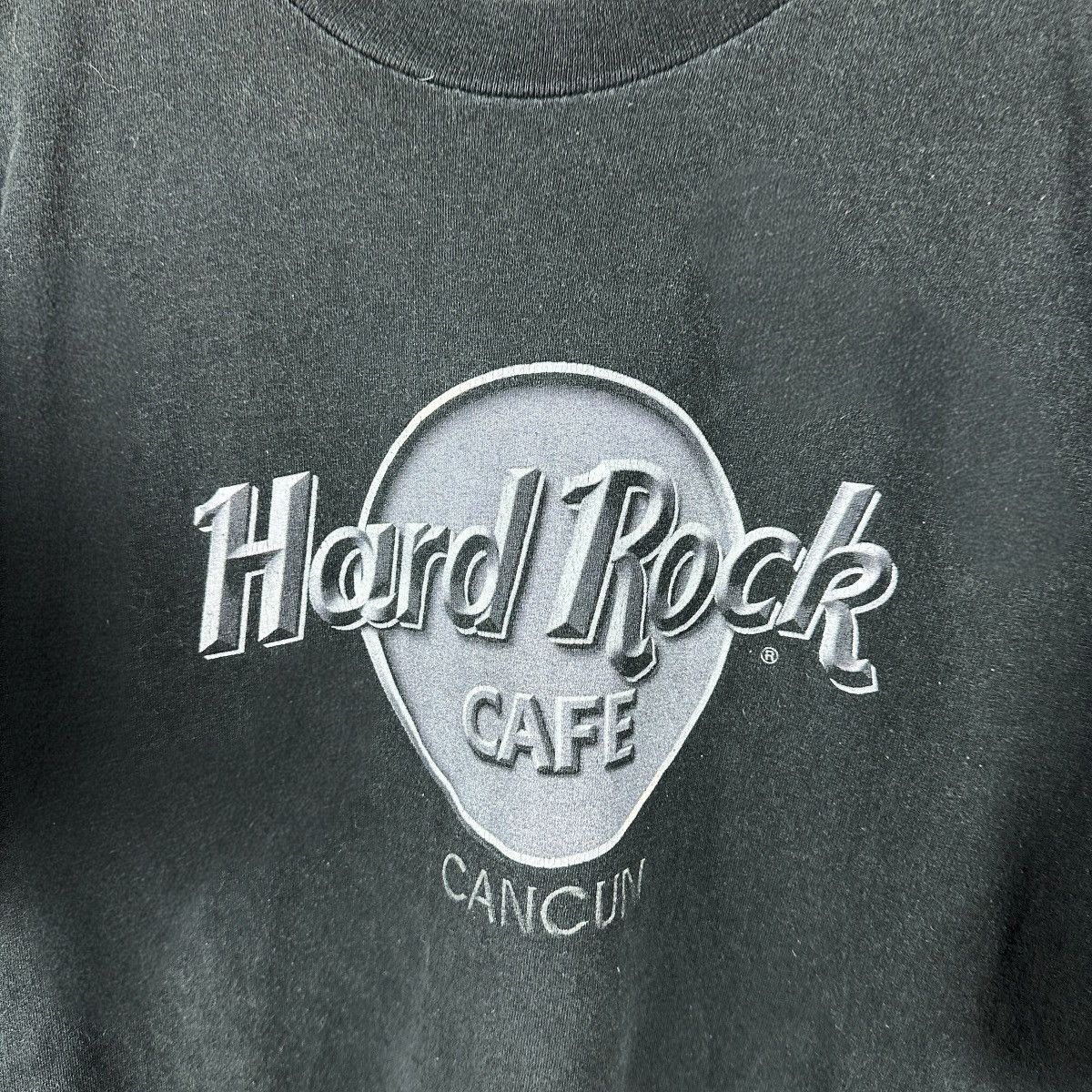Hard Rock Cafe × Vintage Vintage 90s Hard Rock Cafe Cancun Logo Shirt Size US L / EU 52-54 / 3 - 2 Thumbnail