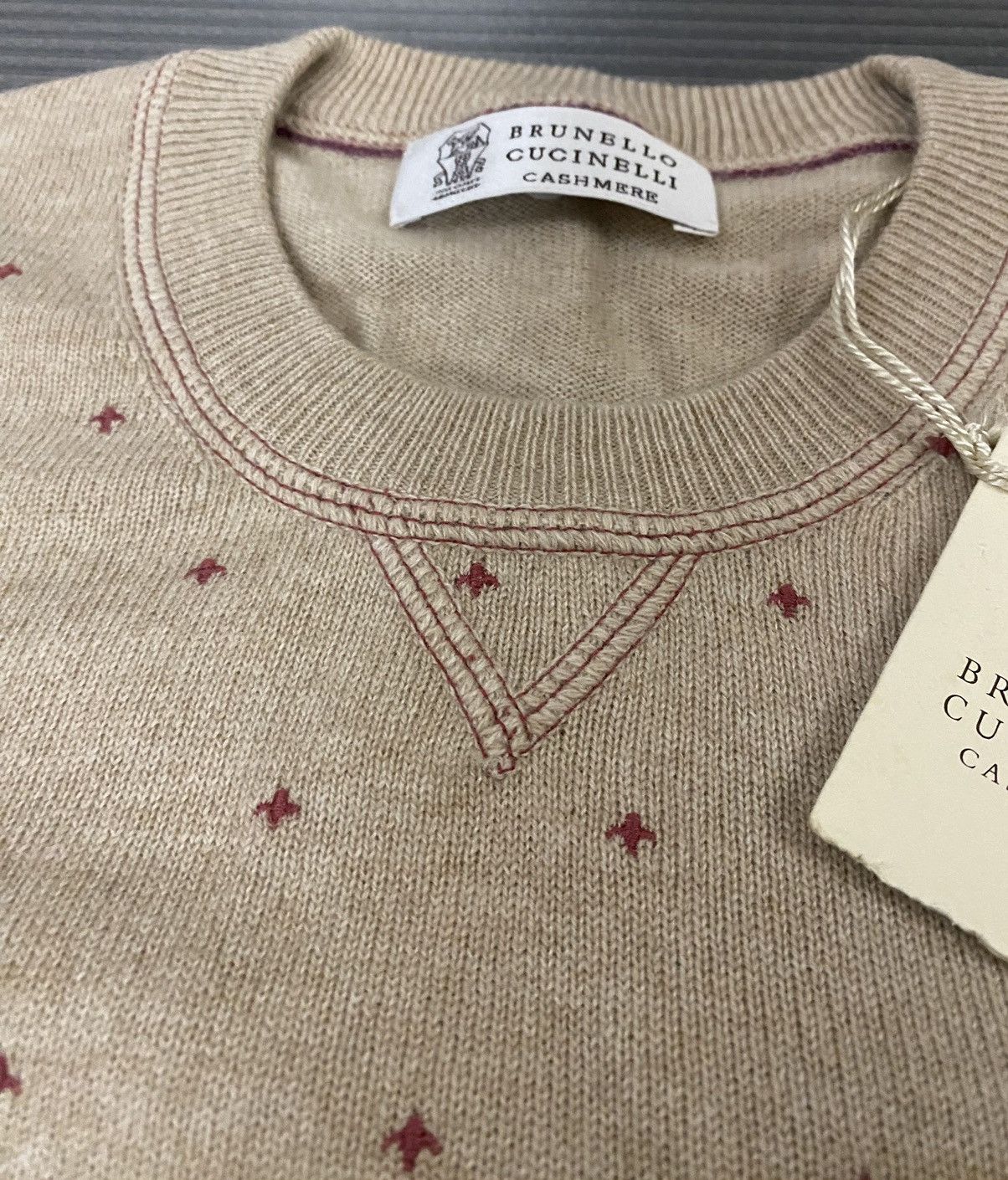 Brunello Cucinelli Brunello Cucinelli 🇮🇹 malt hand knit + cashmere crew 52 NWT Size US L / EU 52-54 / 3 - 5 Thumbnail