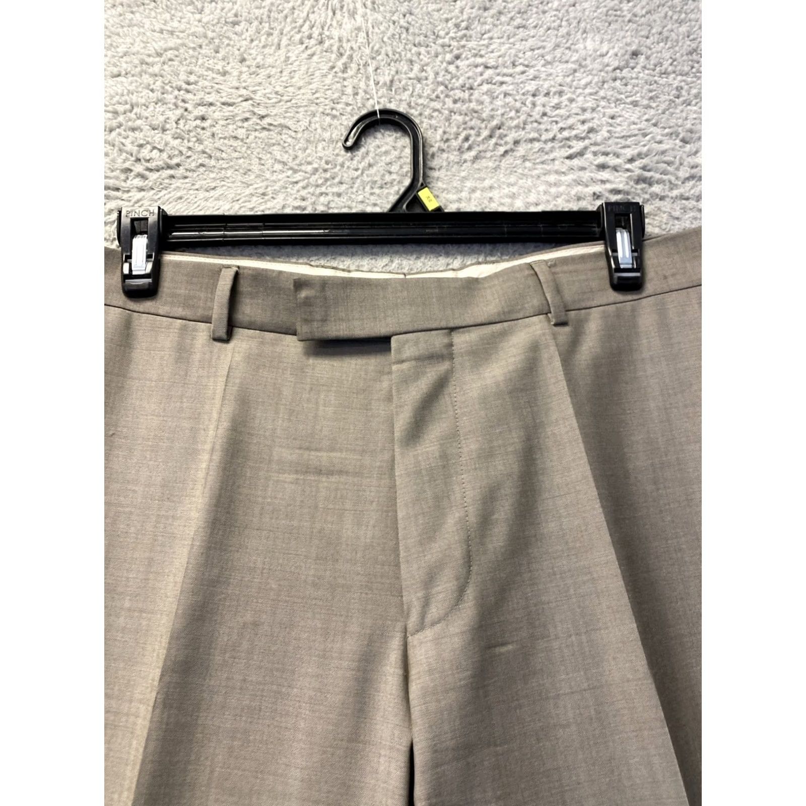 Hugo Boss HUGO BOSS Dress Pants Men’s Size 36 Light Brown Flat Front Wool 30 Inseam Dry Clean Only Regular Pants Mens Size US 36 / EU 52 - 2 Thumbnail