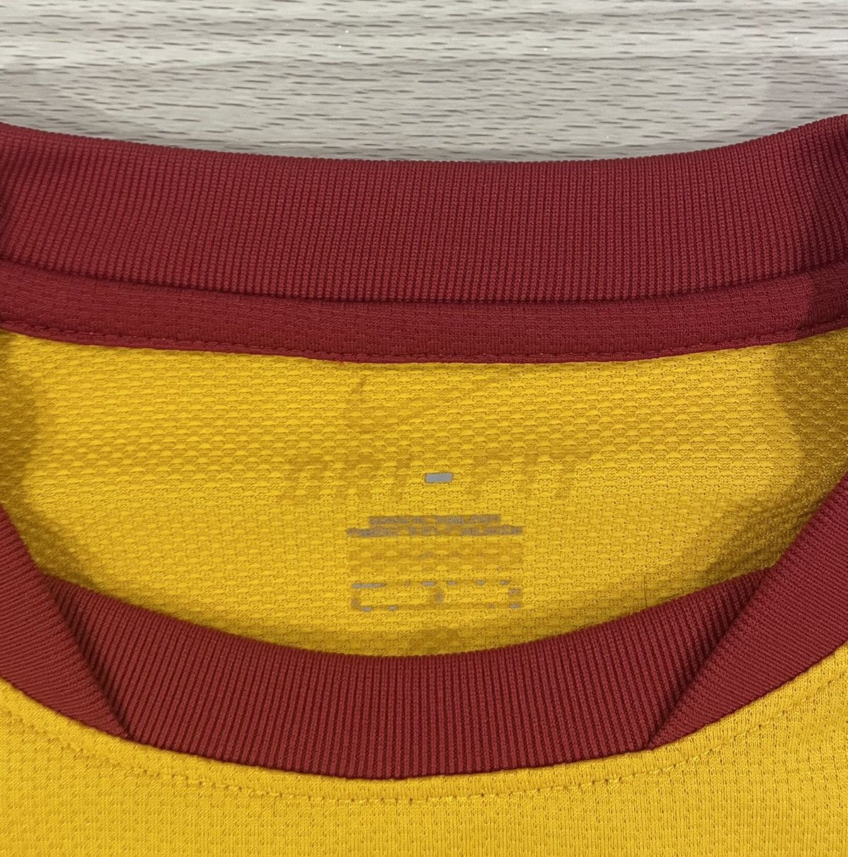 Nike Nike 2011/12 FC Galatasaray Soccer Jersey Men’s Size Large Size US L / EU 52-54 / 3 - 5 Thumbnail