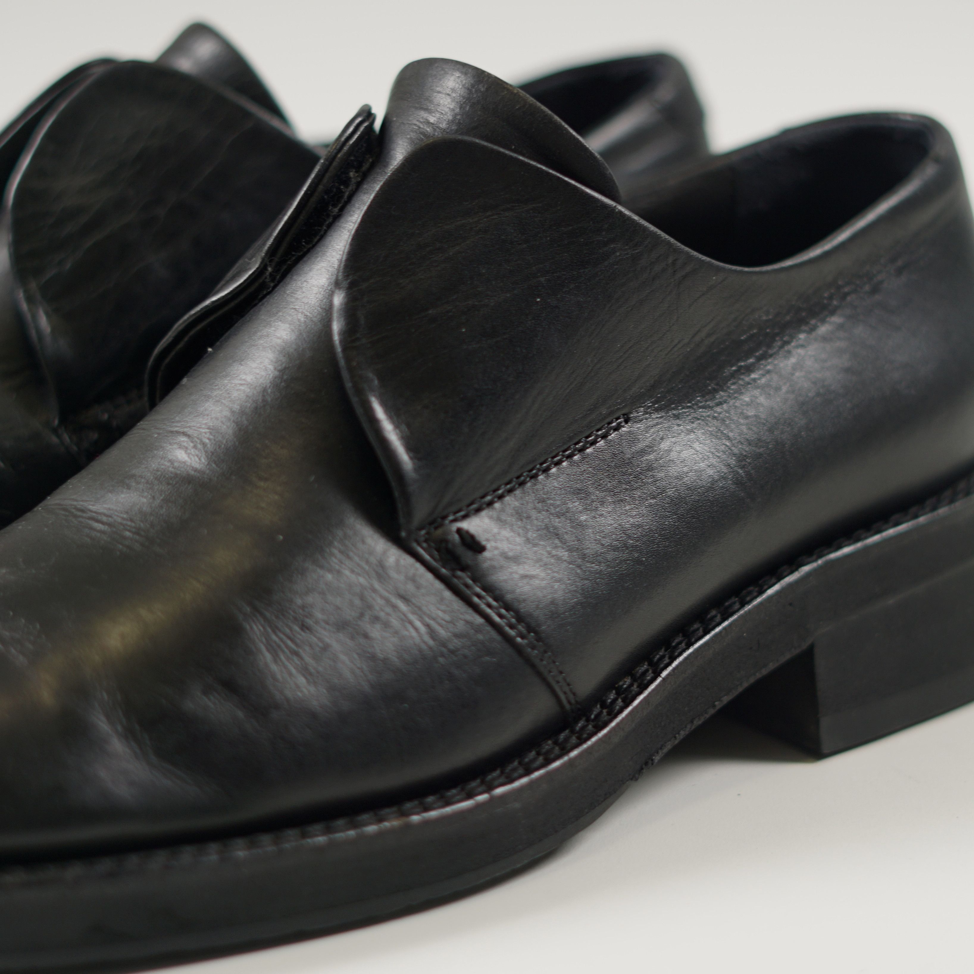 Kansai Yamamoto Kansai Yamamoto vintage fold-over leather shoes Size US 6.5 / EU 39-40 - 11 Thumbnail