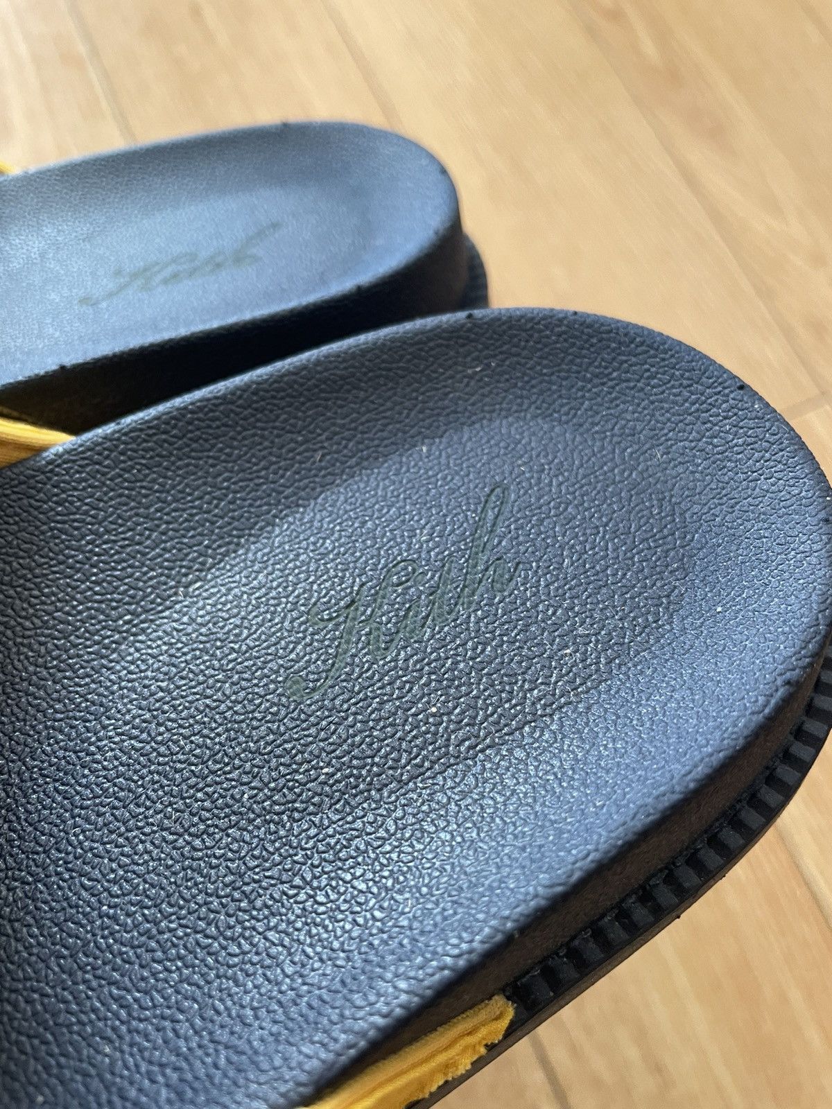 Kith Paisley Crossover Slides Size US 10 / EU 43 - 2 Thumbnail