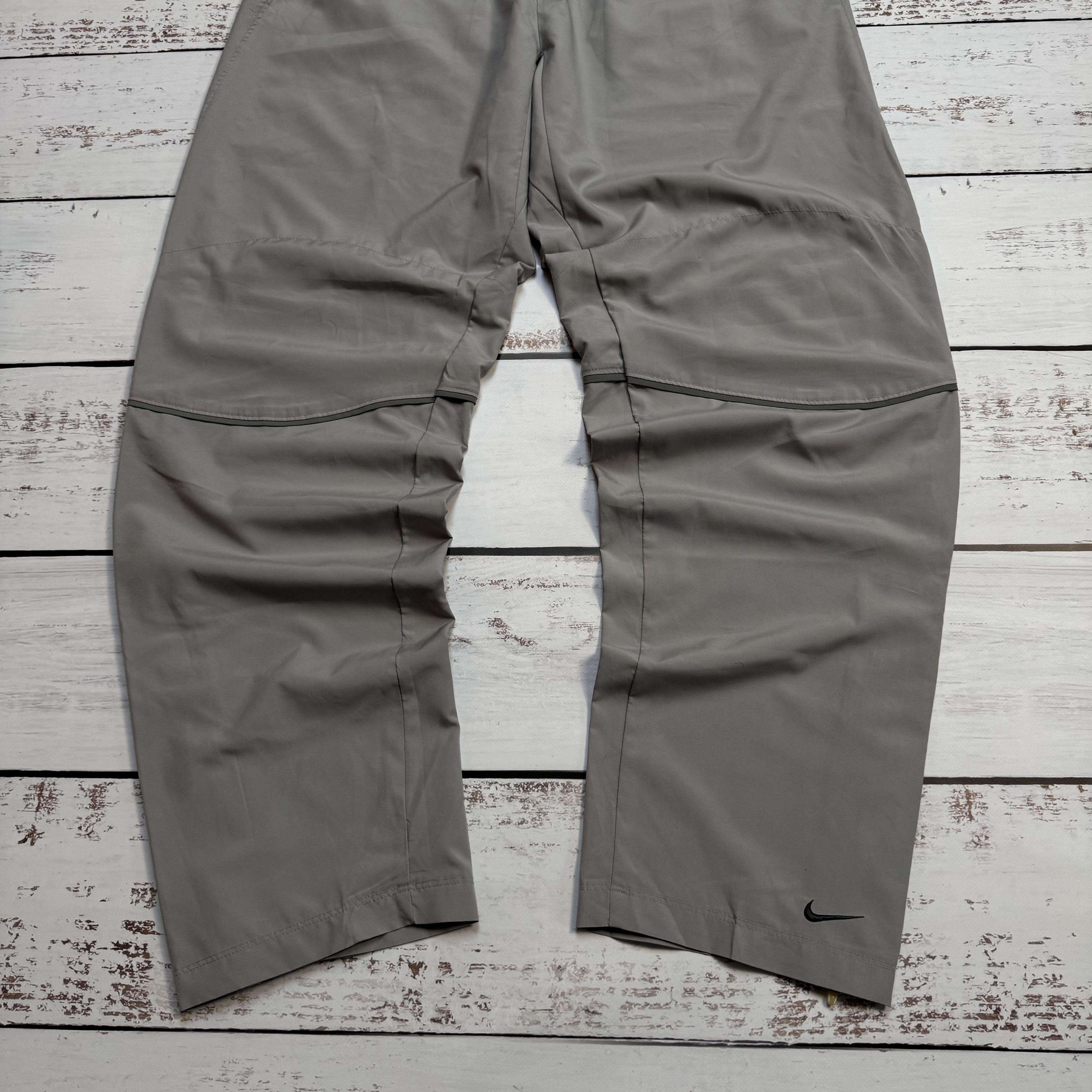 Nike × Vintage NIKE REFLECTIVE STRIPES VINTAGE BAGGY PANTS DRILL SWOOSH Y2K Size US 36 / EU 52 - 12 Thumbnail