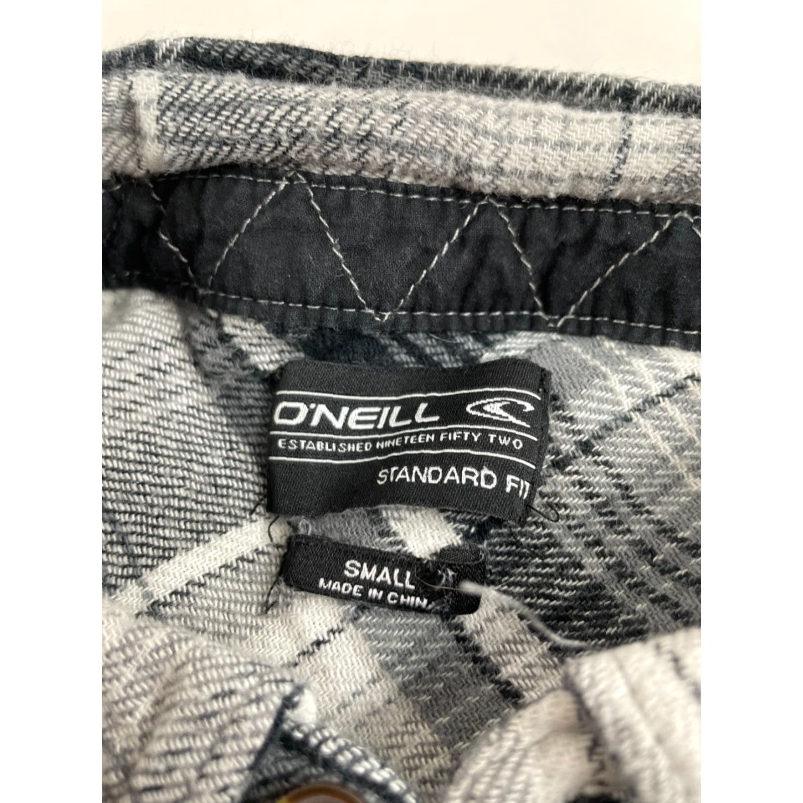 O'Neill VINTAGE O'Neill Shirt Plaid Button-Down Packet Flaps Mens Small Gray White Black Size US S / EU 44-46 / 1 - 5 Thumbnail