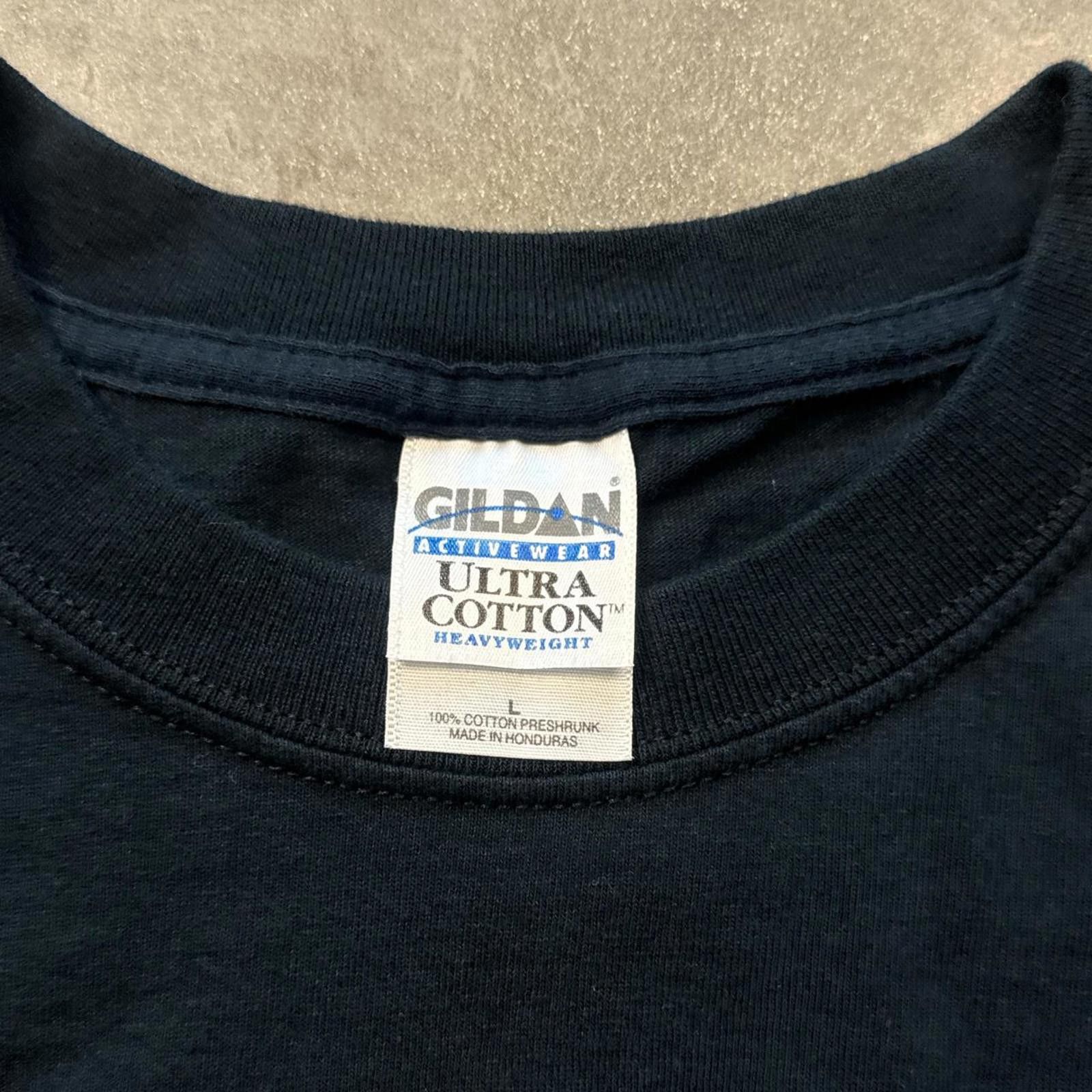 Gildan “Keep Your Friends Close But Your Enemies Closer” Y2k TShirt Size US L / EU 52-54 / 3 - 5 Thumbnail
