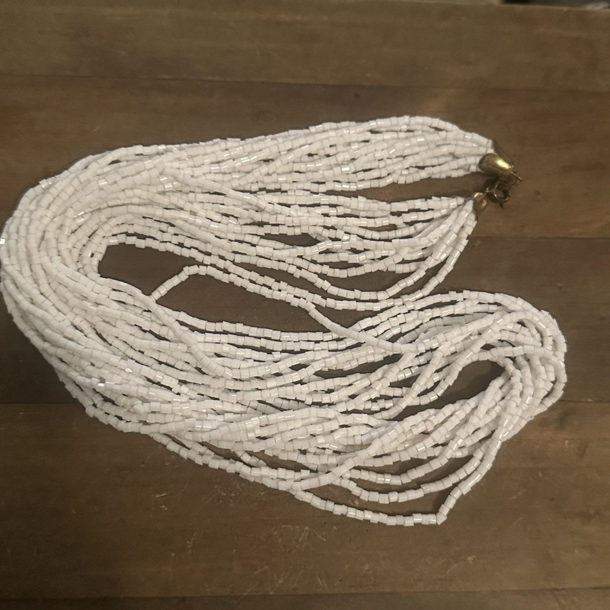 Vintage Vintage twisted multi strand white seed bead necklace Size ONE SIZE - 2 Thumbnail