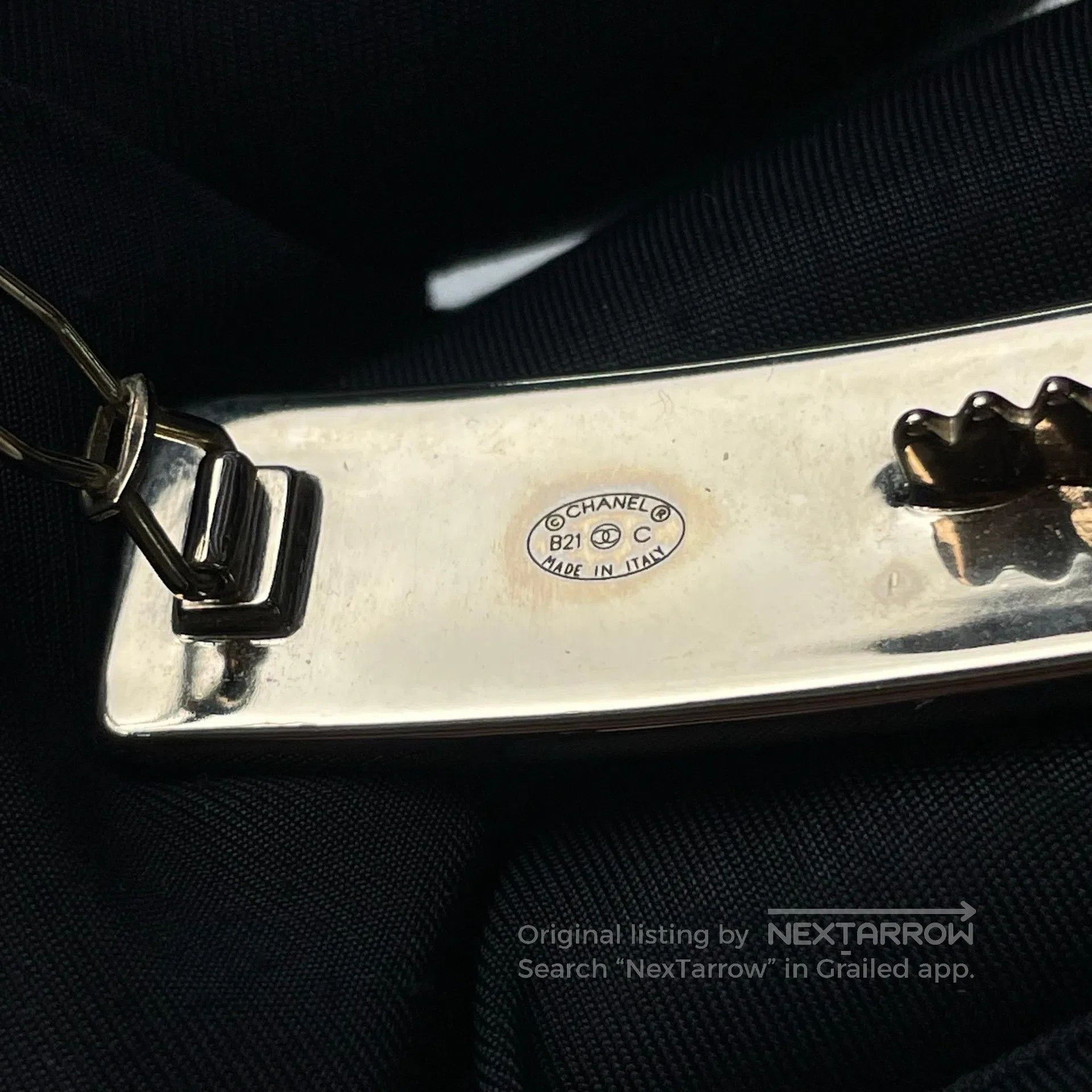 Chanel Chanel Logo hairpin with full diamonds, silver barrette| Size ONE SIZE - 8 Thumbnail