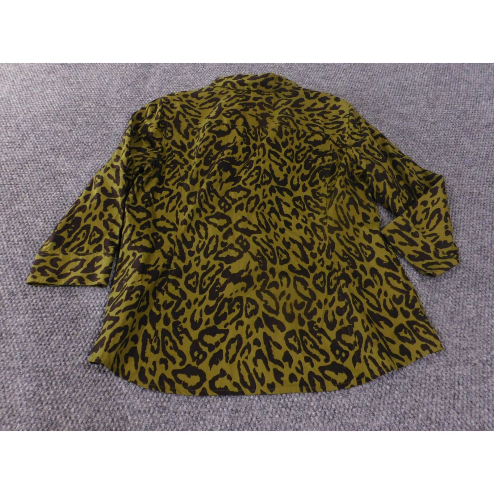 Jones New York VINTAGE Jones New York Shirt Womens XL Green Black Animal Print Button Down Long Sleeve Size XL / US 12-14 / IT 48-50 - 7 Thumbnail