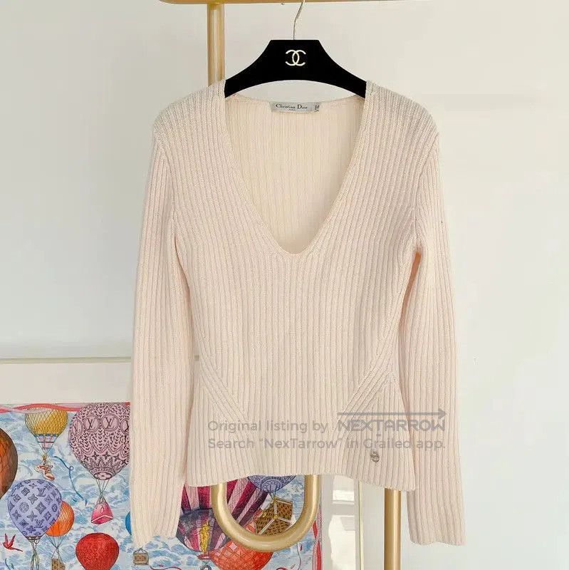 Dior Dior Beige Wool Long Sleeve Sweater . Size XS / US 0-2 / IT 36-38 - 1 Thumbnail