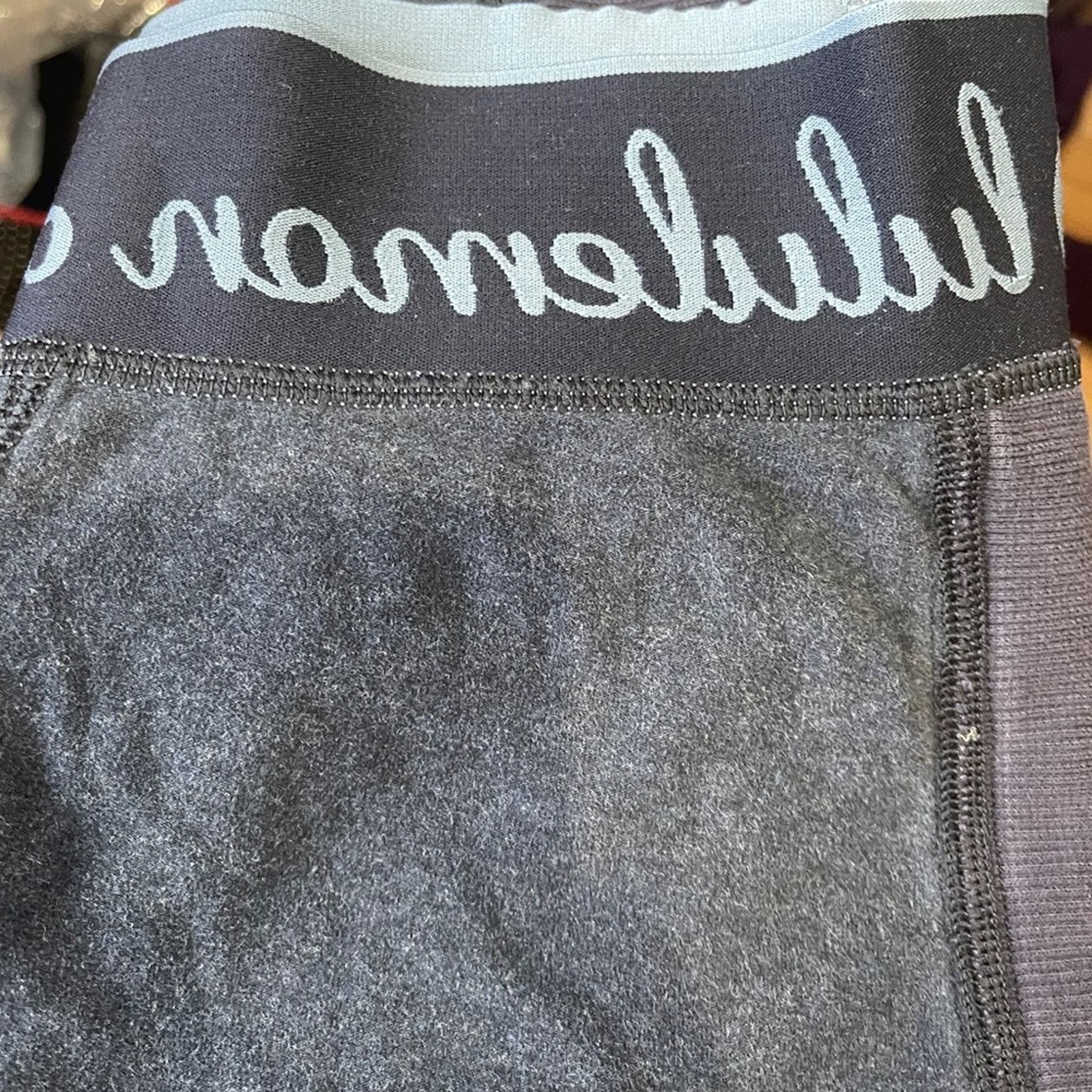 Lululemon LULULEMON Training Logo Elastic Waistband Crop Leggings Sz 8 Size 30" / US 8 / IT 44 - 5 Thumbnail