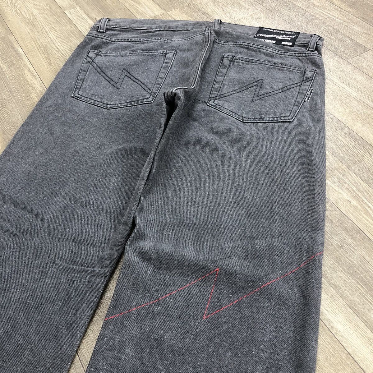 Japanese Brand 2002s Neighborhood Savage Narrow Selvedge Denim Pants Size US 33 - 13 Thumbnail