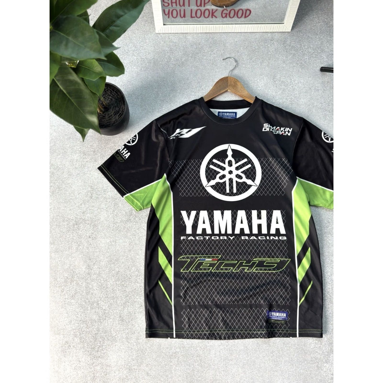 Yamaha VINTAGE Yamaha Factory Racing Tech 3 MotoGP Men T Shirt M Black Shirt Mens Size US M / EU 48-50 / 2 - 3 Thumbnail