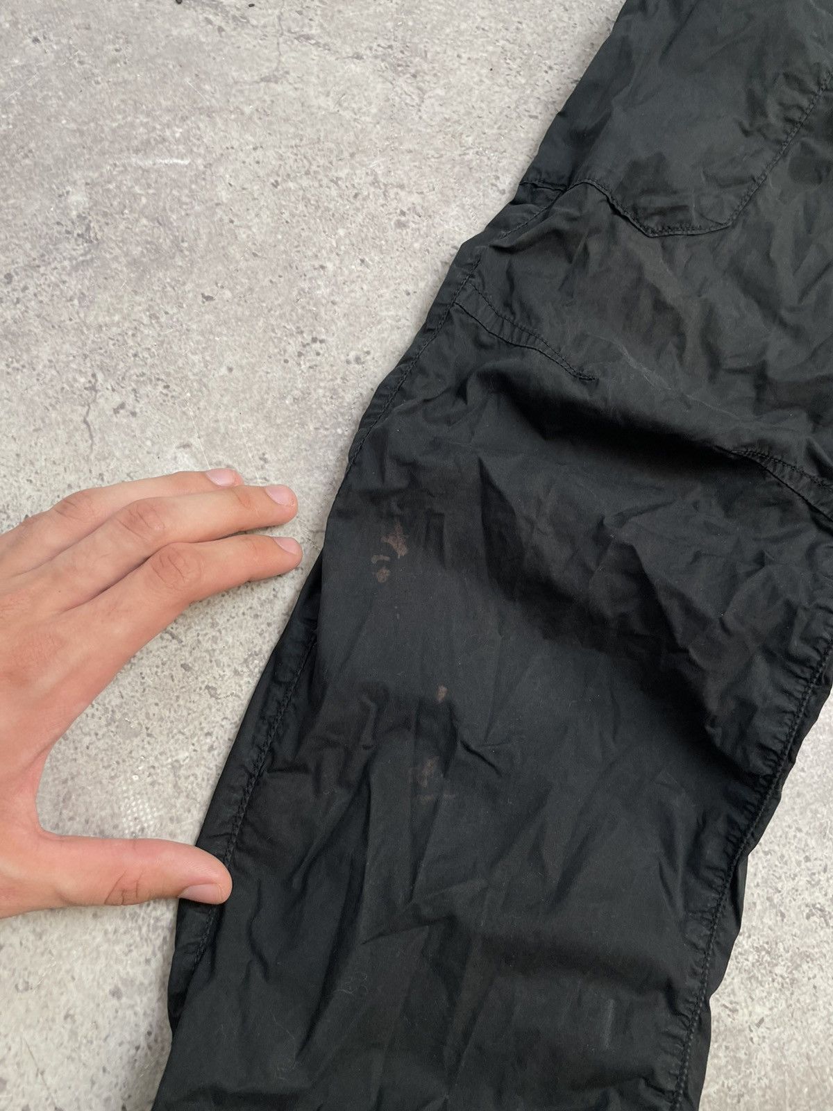 Stone Island Stone island black cargo pants Size US 32 / EU 48 - 4 Thumbnail