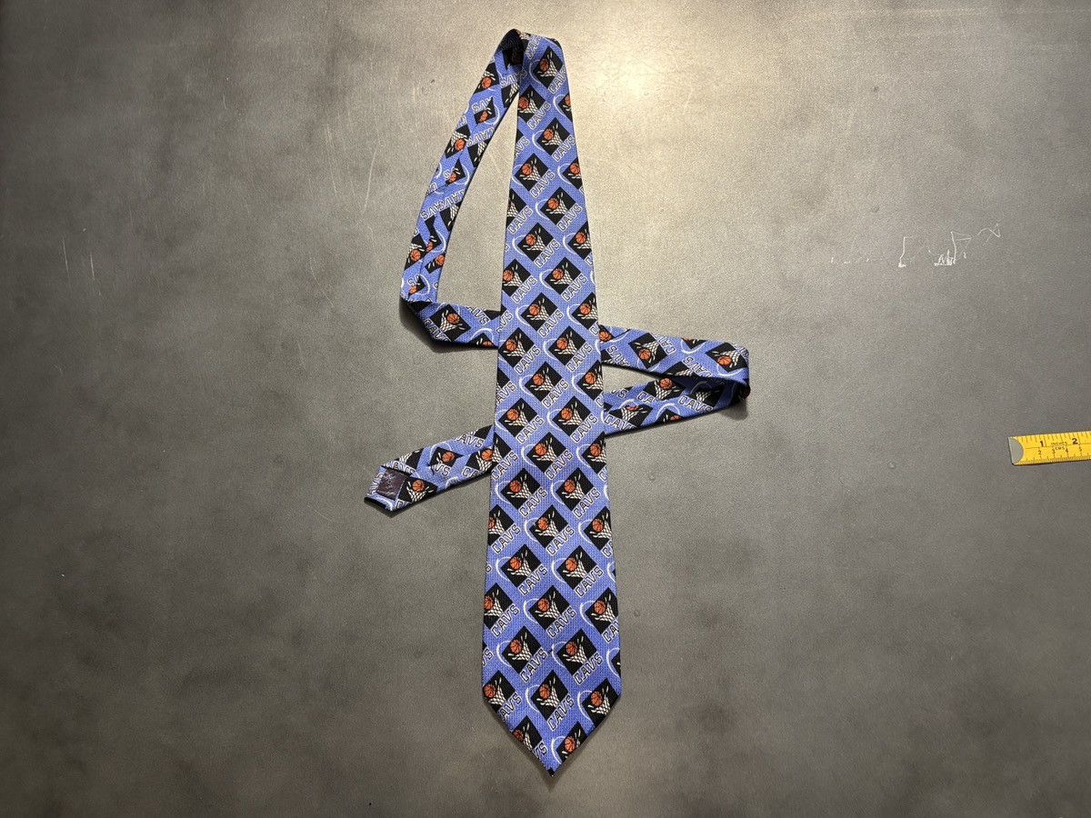 NBA Vintage Cleveland Cavaliers Tie NBA Draft Day 90s Limited Ed Size ONE SIZE - 8 Thumbnail