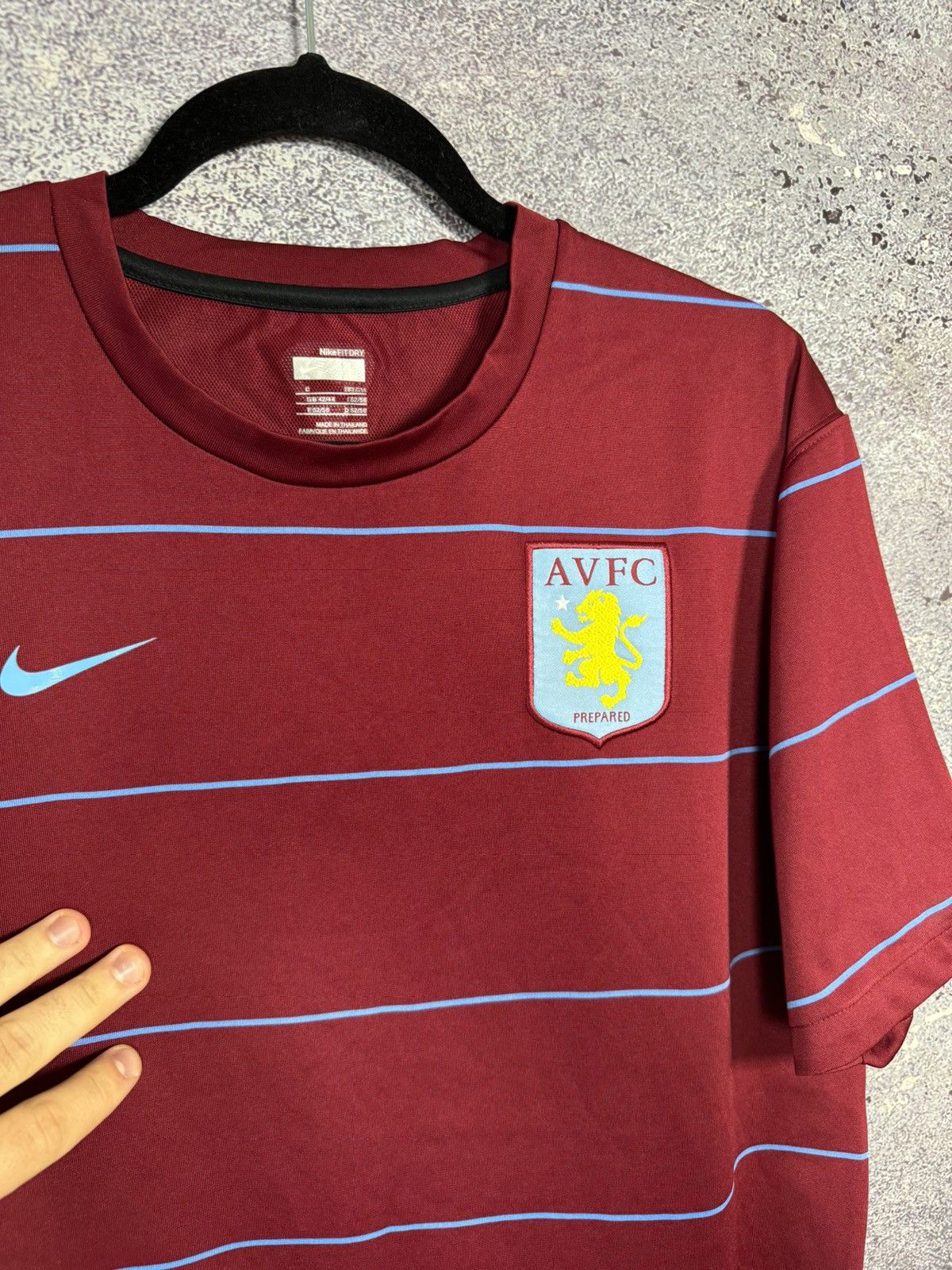Nike × Vintage Vintage Aston Villa 2006 Nike Training Pre-Match Jersey Size US L / EU 52-54 / 3 - 8 Thumbnail