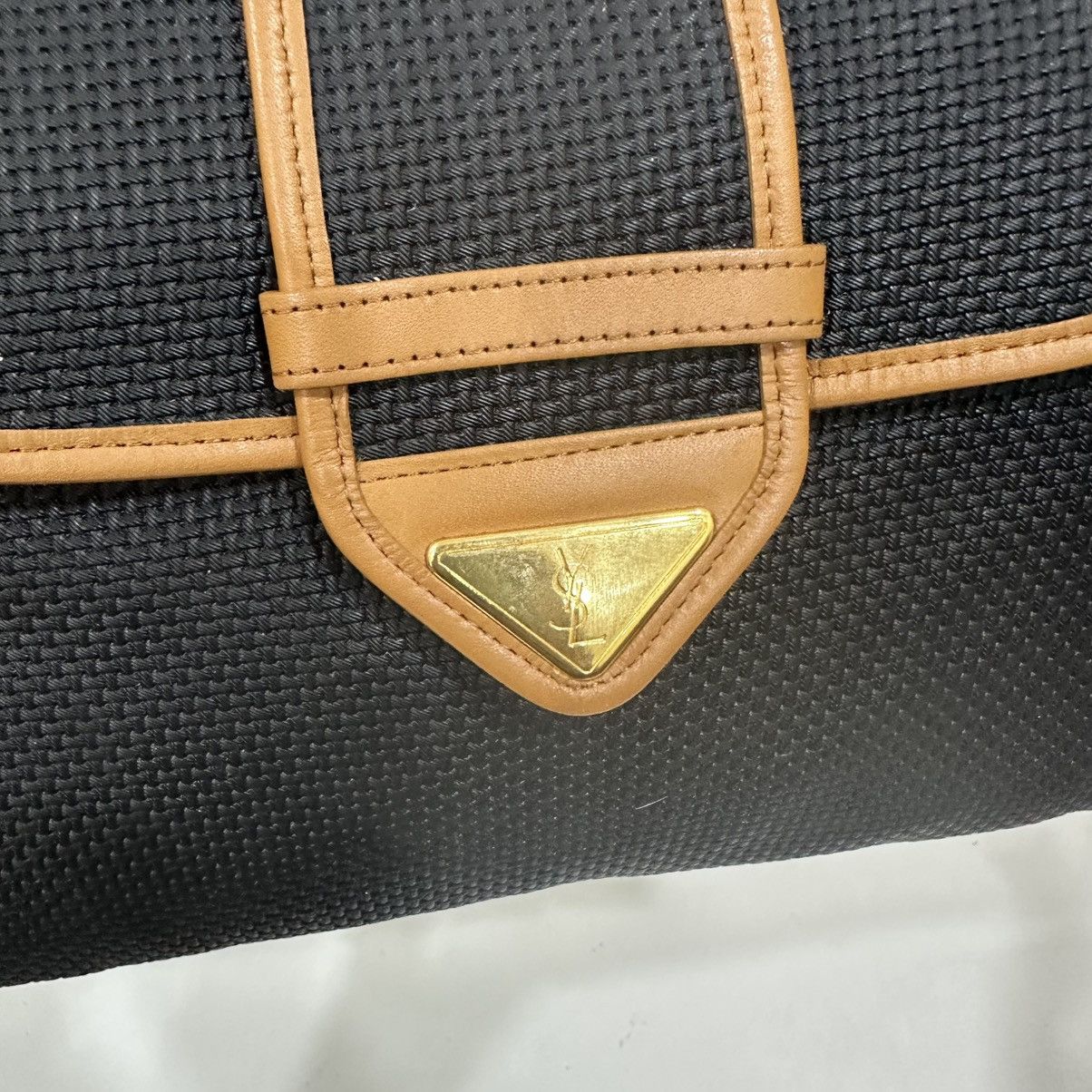 Yves Saint Laurent ‼️LASTDROP‼️ AUTHENTIC YSL VINTAGE CLUTCH BAG Size ONE SIZE - 6 Thumbnail