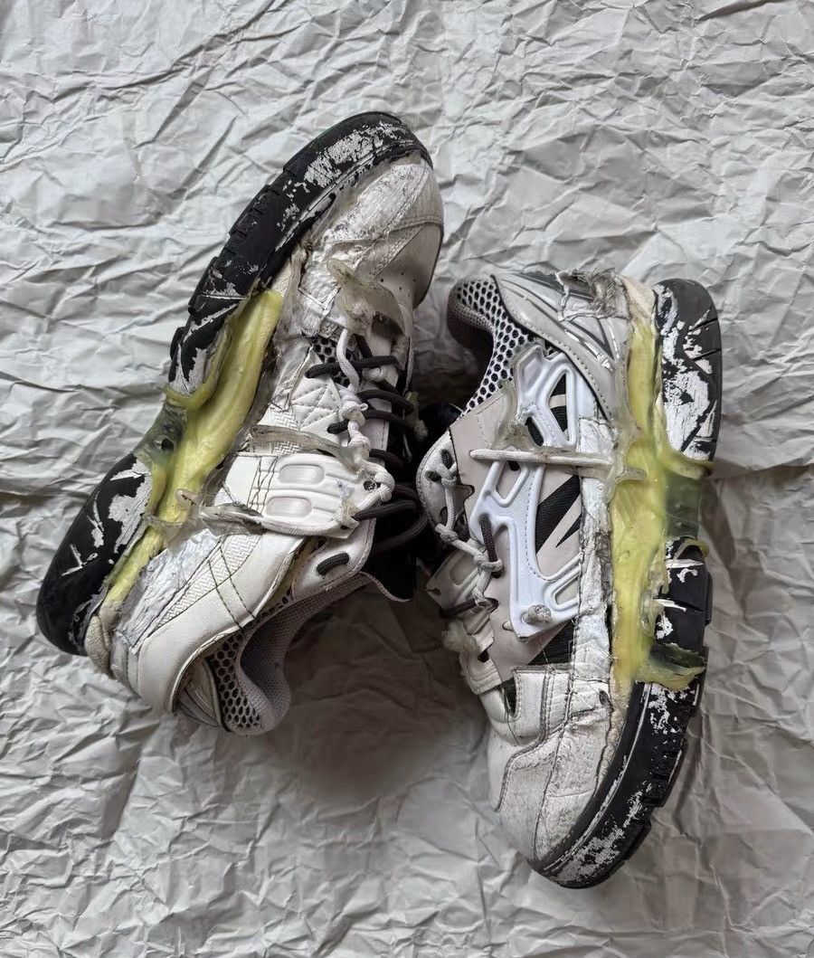 Maison Margiela Maison Margiela dirty sneakers / slime sneakers Size US 9.5 / EU 42-43 - 2 Thumbnail