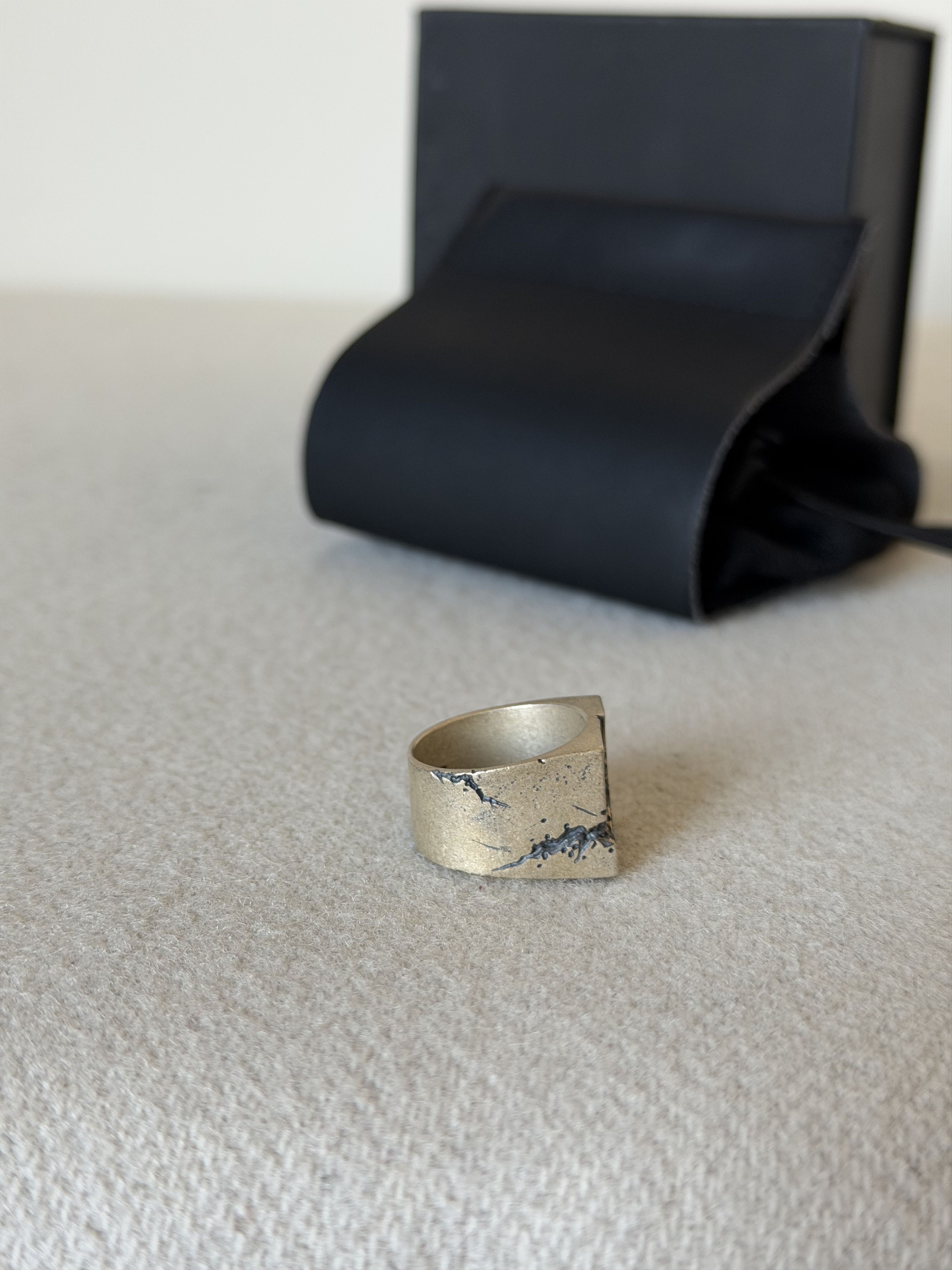C2H4 C2H4 Debris Crevice Ring in Silver Size ONE SIZE - 3 Thumbnail