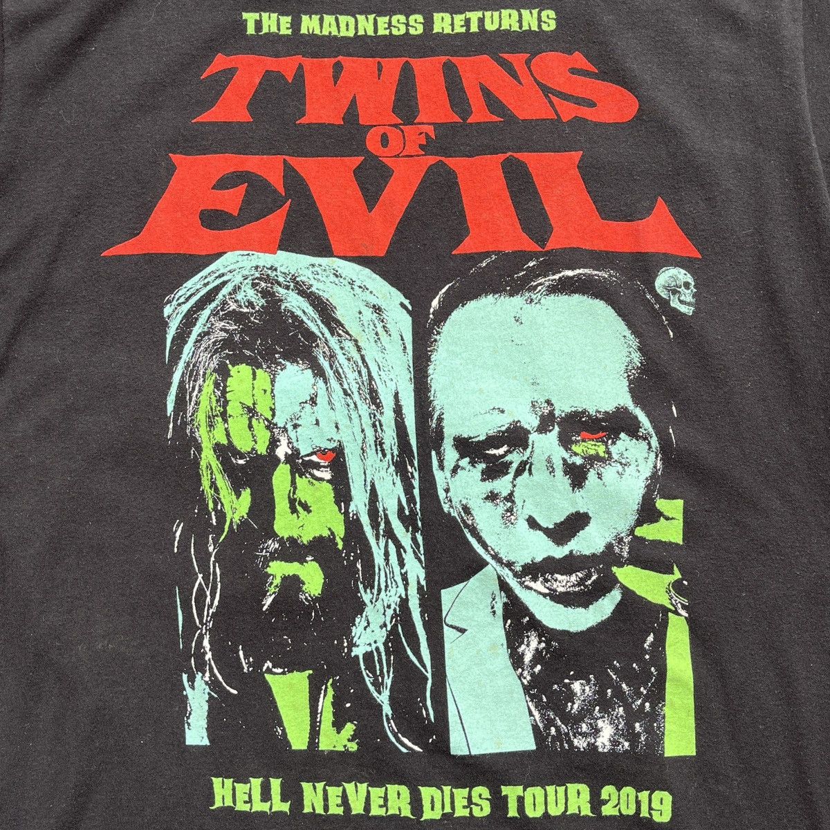 Marilyn Manson TWINS OF EVIL MARILYN MANSON ROB ZOMBIE HELL NEVER DIES TOUR Size US L / EU 52-54 / 3 - 16 Thumbnail