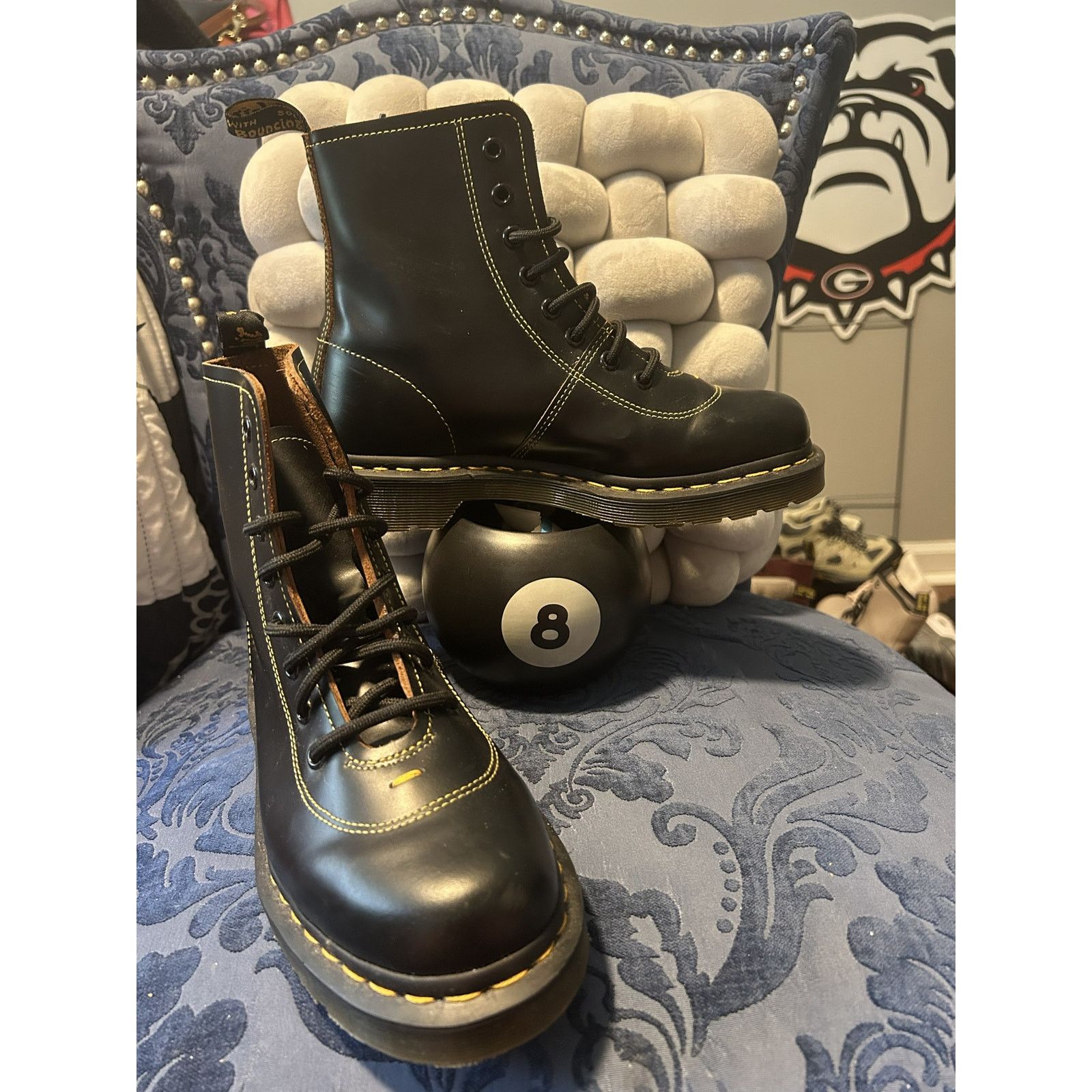 Dr. Martens Dr Martens Pharamond size 7/EU38 NWOT Size US 7 / IT 37 - 1 Thumbnail