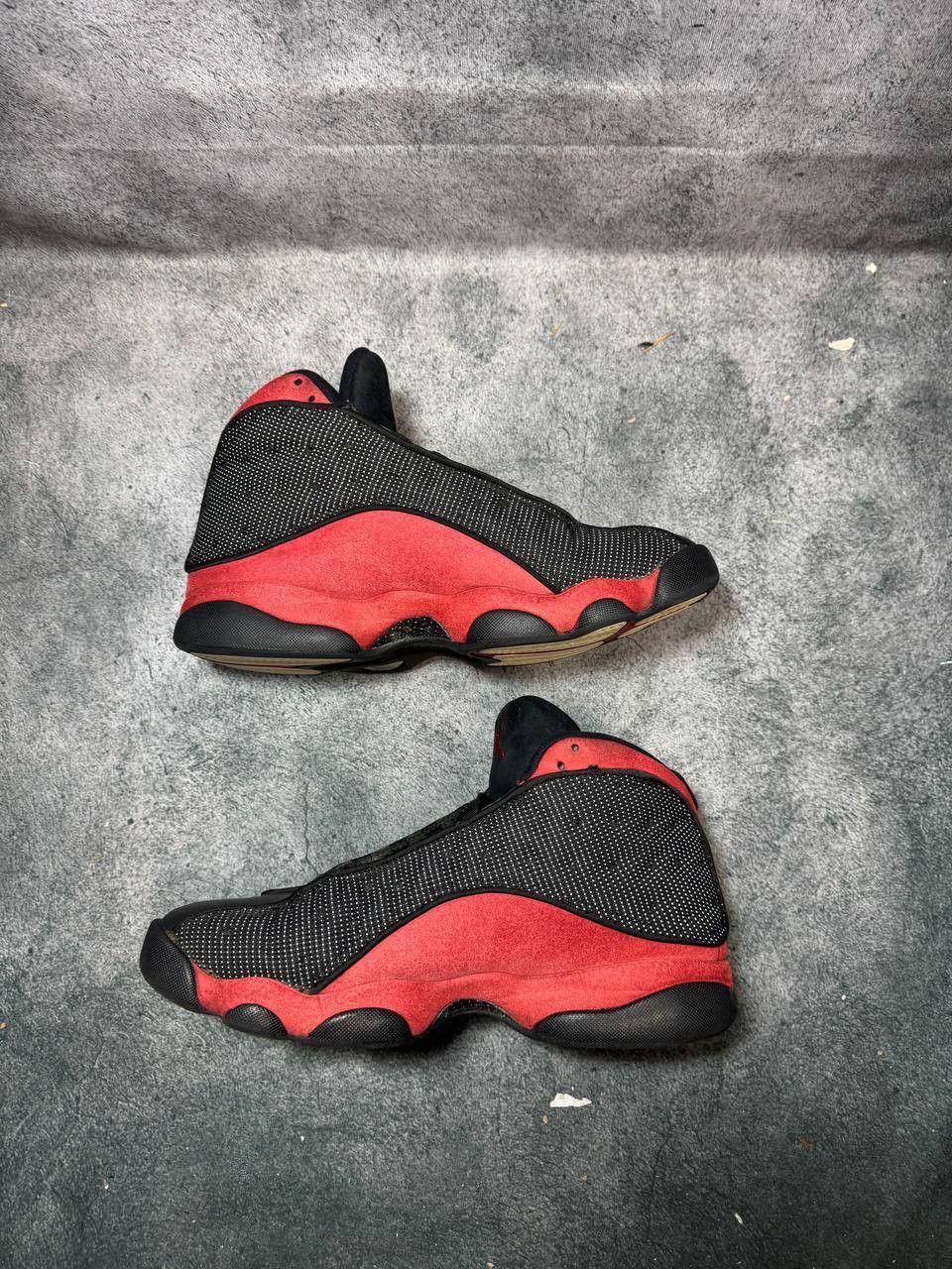 Jordan Brand Size 10 | Jordan 13 Bred No Box | Pre-Owned Size US 10 / EU 43 - 7 Thumbnail