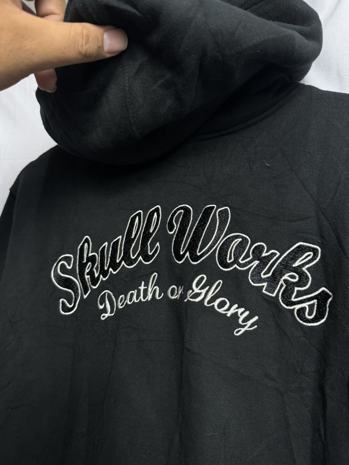 Japanese Brand Velvet Hoodie Skulls Bones life is a party Size US M / EU 48-50 / 2 - 6 Thumbnail