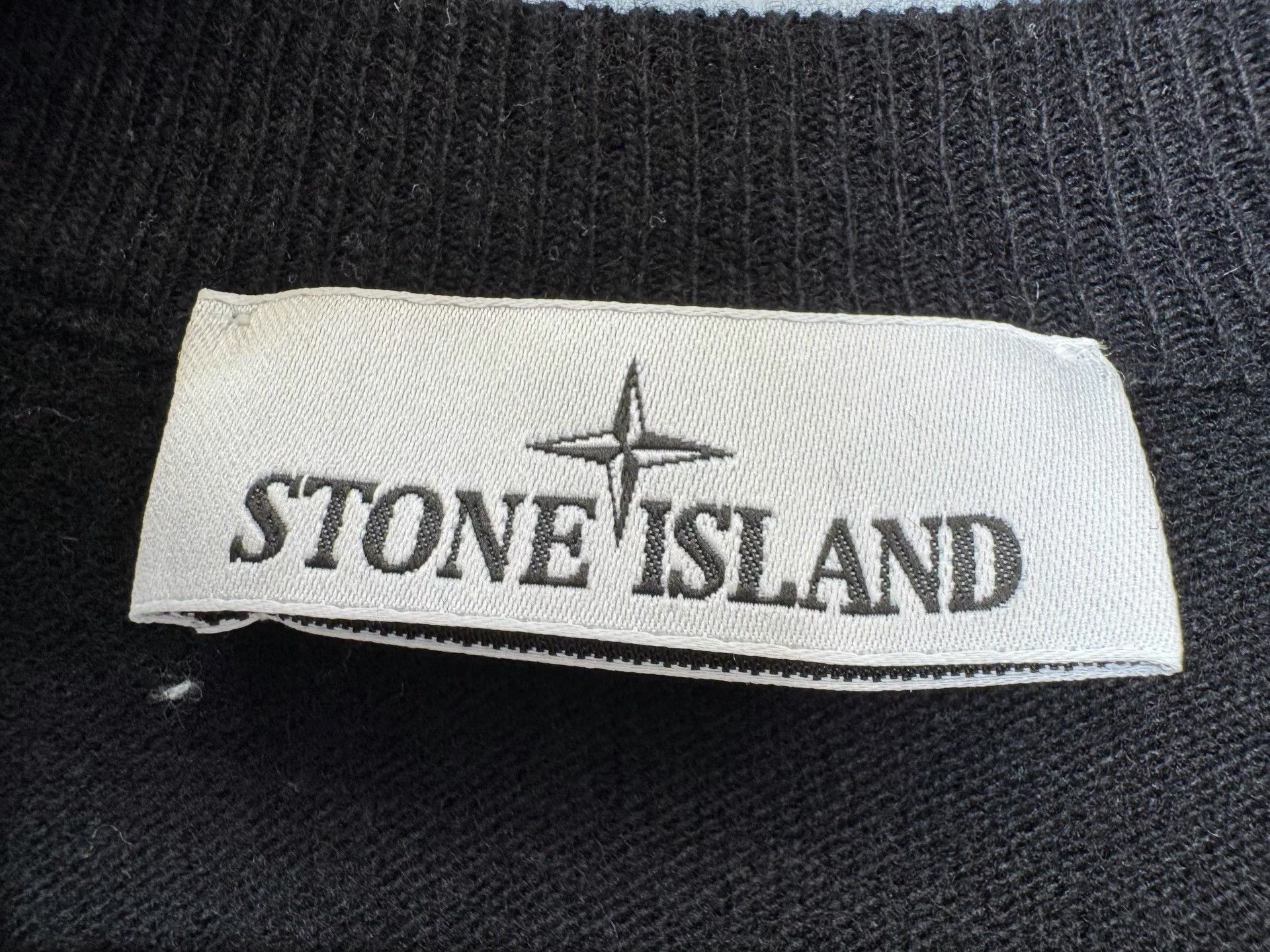 Stone Island Stone Island Black Classic Badge Crew Sweatshirt K36 Size US XL / EU 56 / 4 - 3 Thumbnail