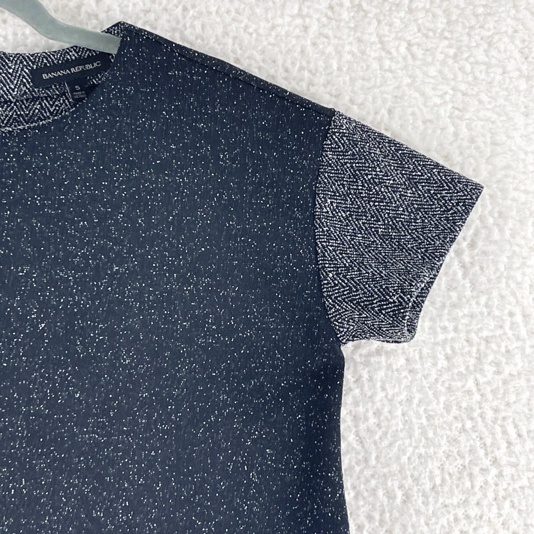 Banana Republic Banana Republic Box Shirt Womens Small Black Silver Sequin Pocket Shiny City Classic Designer Holiday Size S / US 4 / IT 40 - 3 Thumbnail