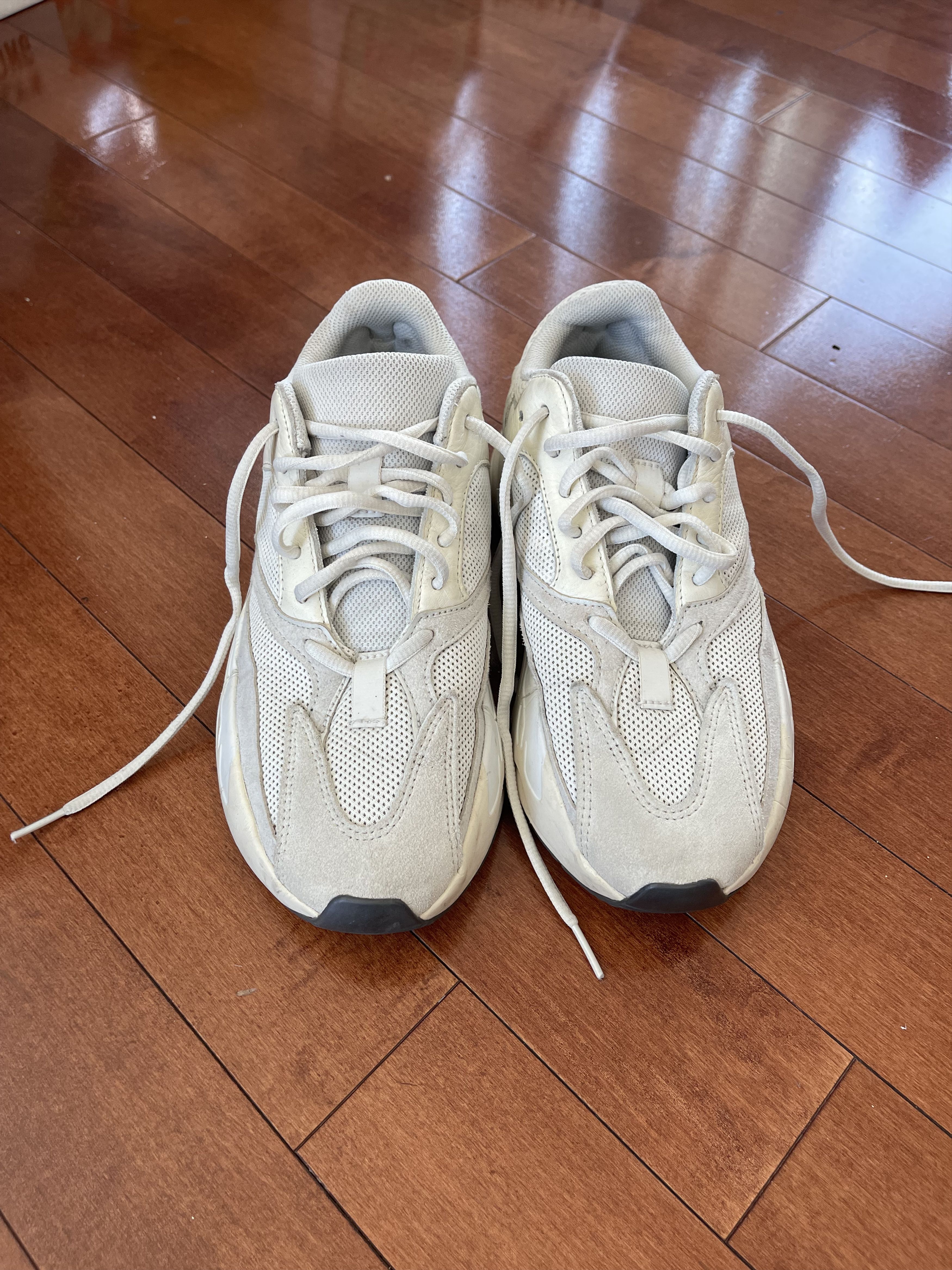 Yeezy Yeezy 700 V1 Analog Size US 7 / EU 40 - 1 Thumbnail