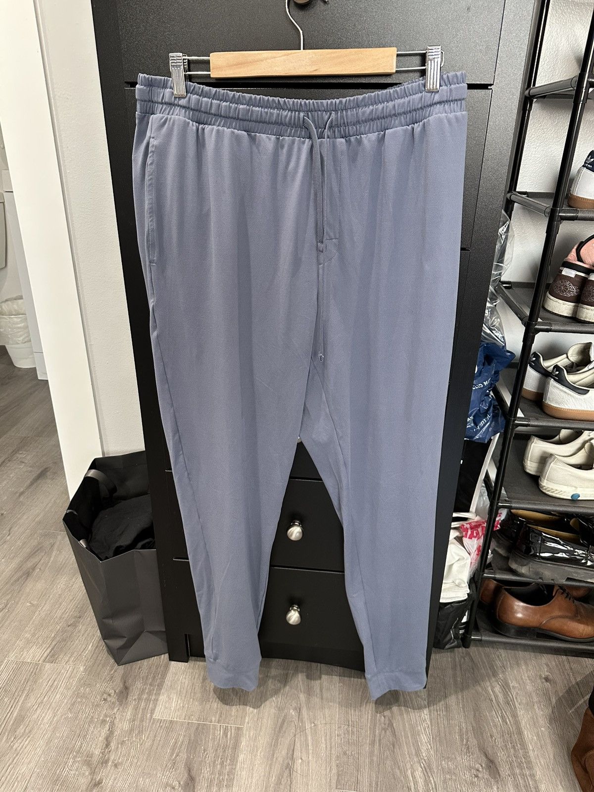 Kim Kardashian Skims Joggers Size US 32 / EU 48 - 1 Thumbnail