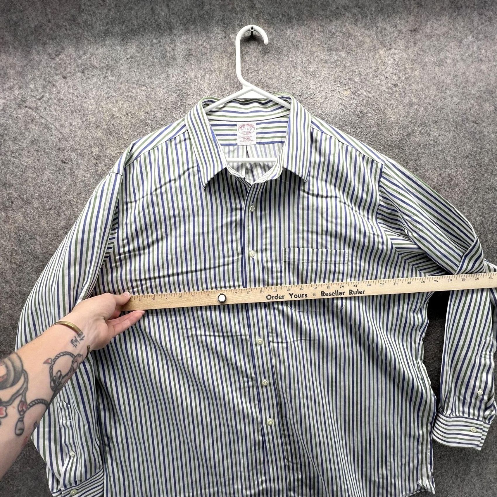 Brooks Brothers Brooks Brothers Dress Shirt Mens 17.5 4/5 Blue Stripe Non Iron Classic Fit Shirt Mens Neck 17.5 Size 48R - 3 Thumbnail