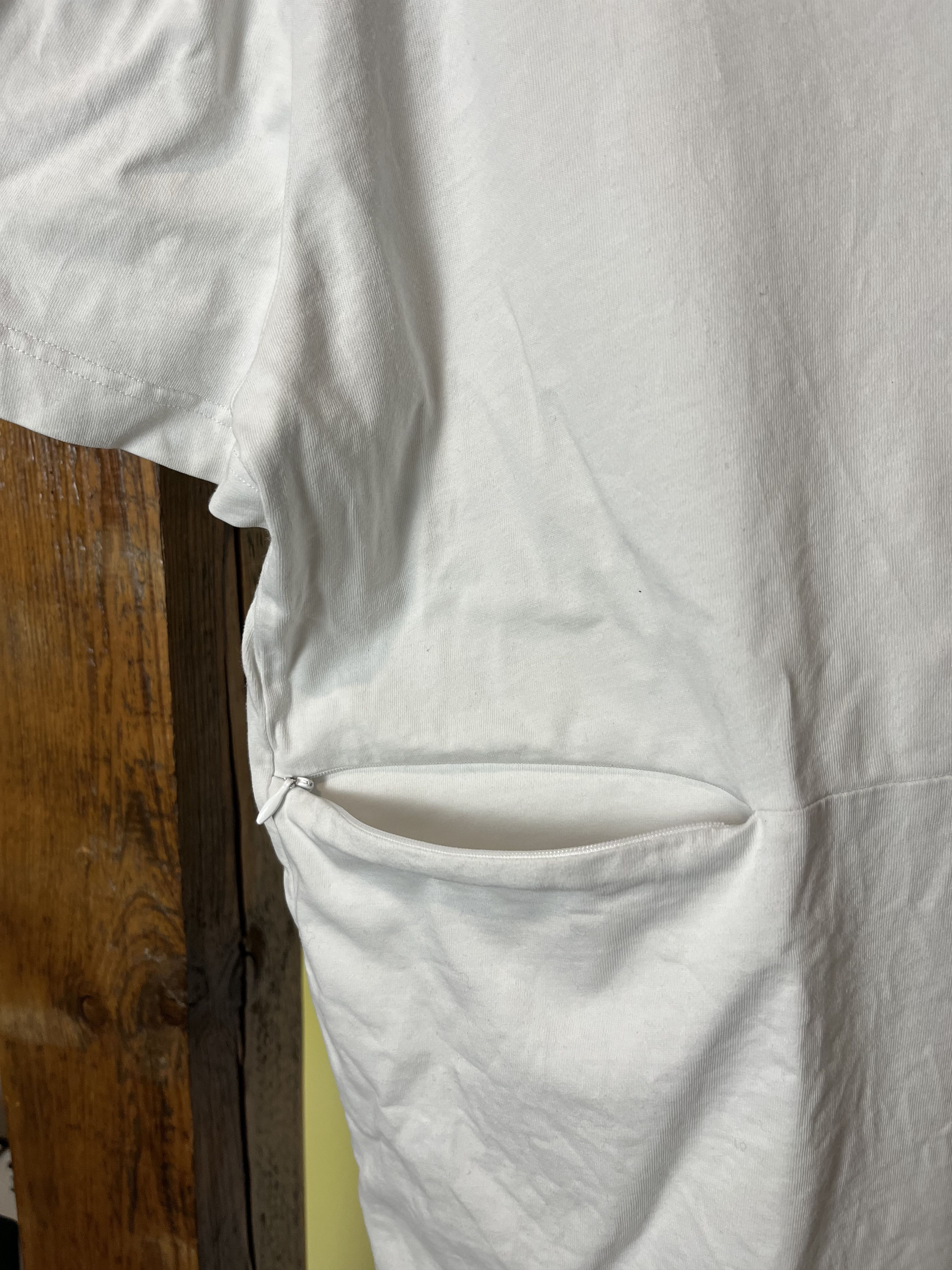 Designer × Helmut Lang Heliot Emil Secret Pocket White Tee Size US M / EU 48-50 / 2 - 6 Thumbnail