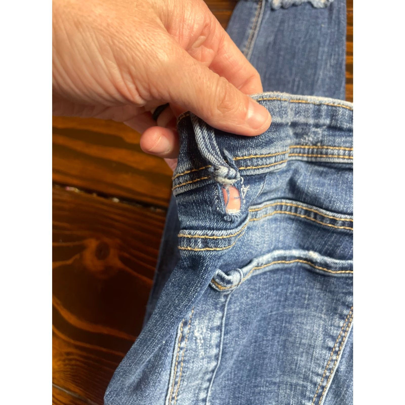 Zara Zara Jeans Women's Size 08 Blue Denim Distressed Frayed Hem Regular Size 30" / US 8 / IT 44 - 7 Thumbnail