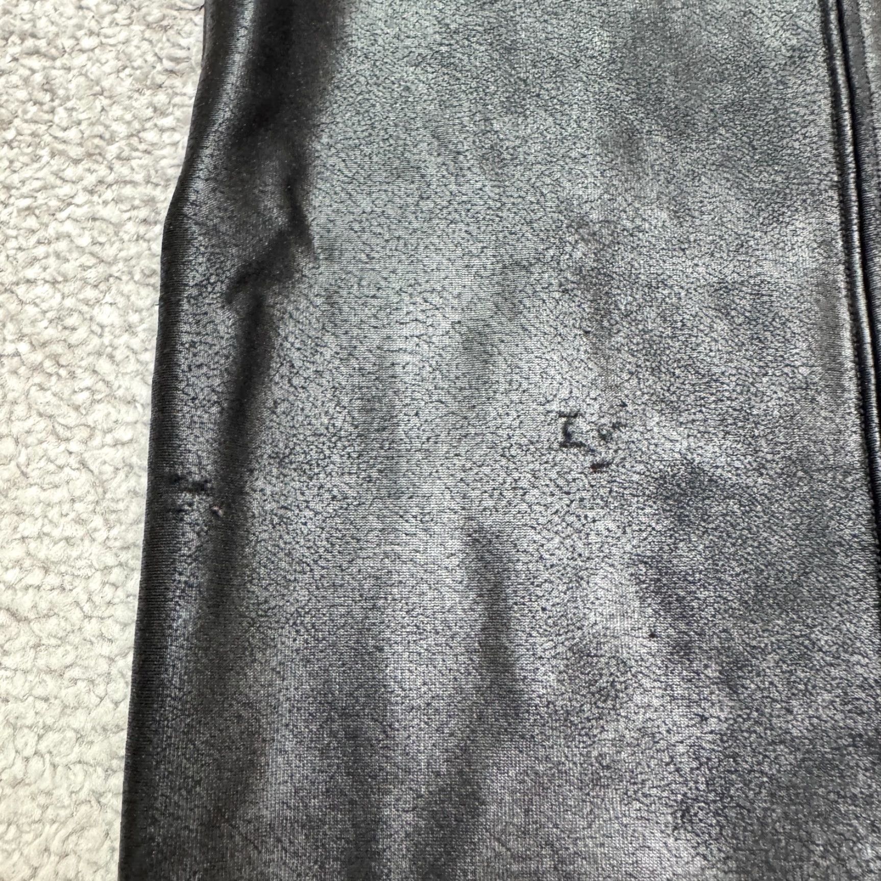 Spanx Spanx Faux Leather High Rise Compression Leggings Womens Medium Black Athleisure 26x27 Size 32" / US 10 / IT 46 - 4 Thumbnail