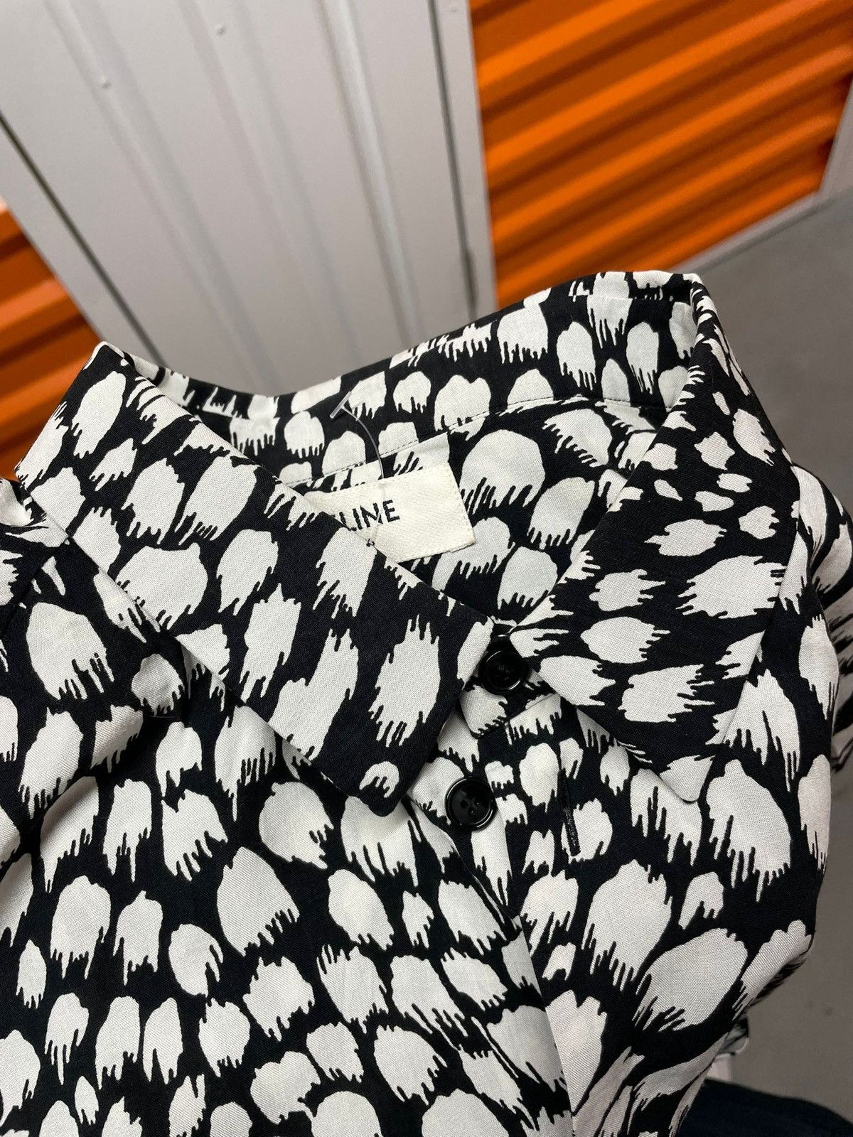 Celine Celine Shirt Abstract Feather Print Buttons Up size 42 Size M / US 6-8 / IT 42-44 - 7 Thumbnail