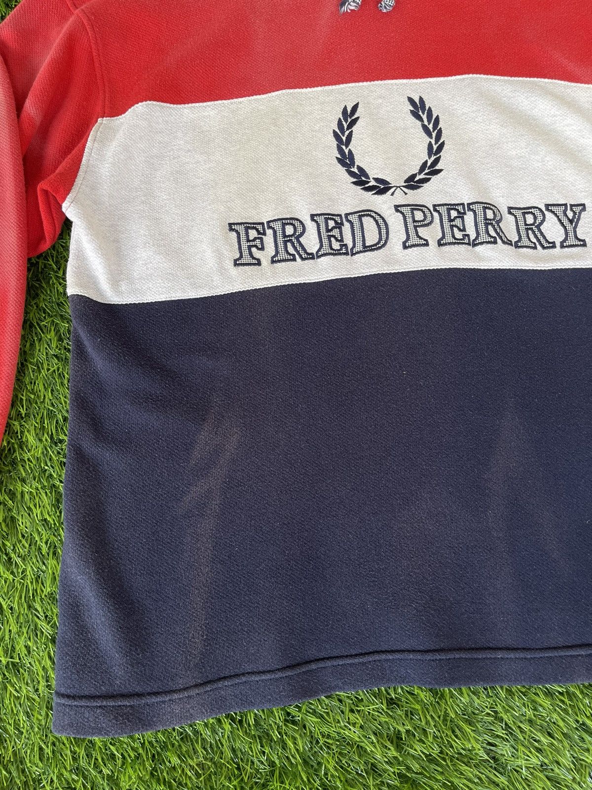 Fred Perry RAREST‼️Vintage90s🔥FRED PERRY🔥Embroidered Big logo Longsleeve Size US L / EU 52-54 / 3 - 17 Thumbnail