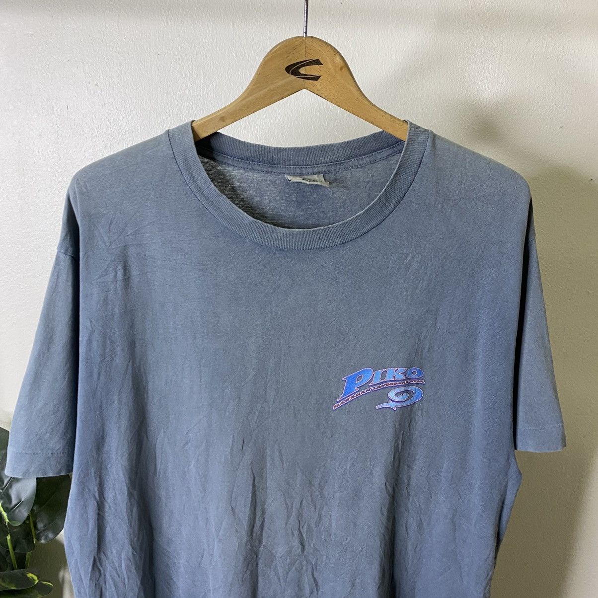 Vintage Y2K Piko Surf Nice Back Graphic Surfing Faded T Shirt Size US XL / EU 56 / 4 - 8 Thumbnail