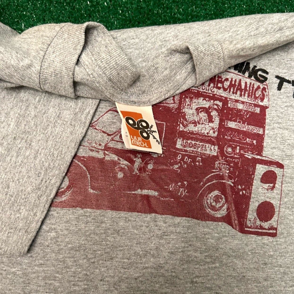 Olive VINTAGE Live Mech T-Shirt Mens L Gray 90s Y2K Hip Hop Skater Skate Rap Grunge Punk USA Mens Size US L / EU 52-54 / 3 - 4 Thumbnail