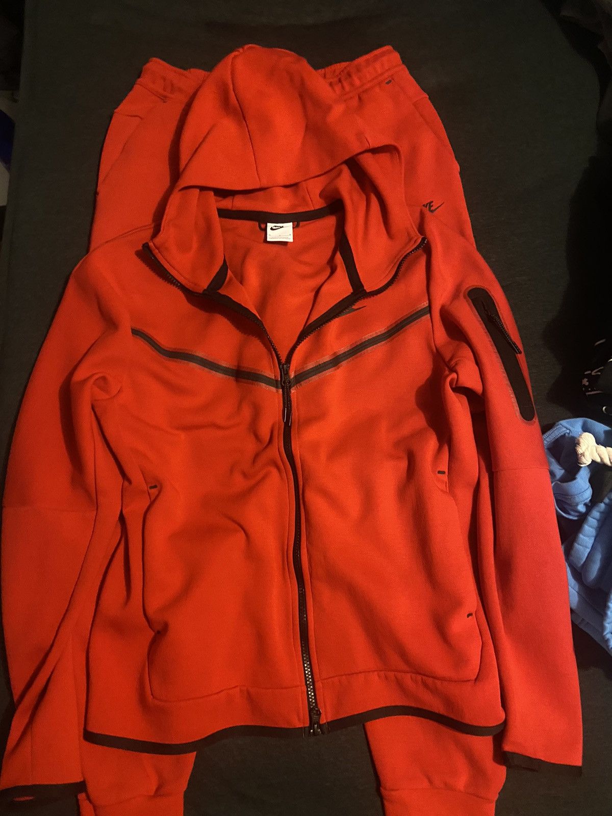 full red tech fleece
