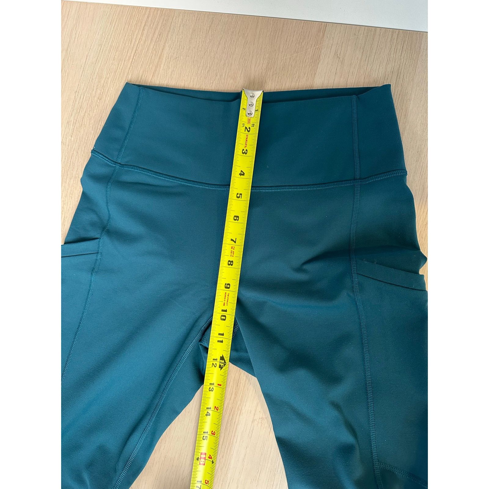 Fabletics Fabletics x Becky G PowerHold Green Legging - Size M Size 28" / US 6 / IT 42 - 6 Thumbnail