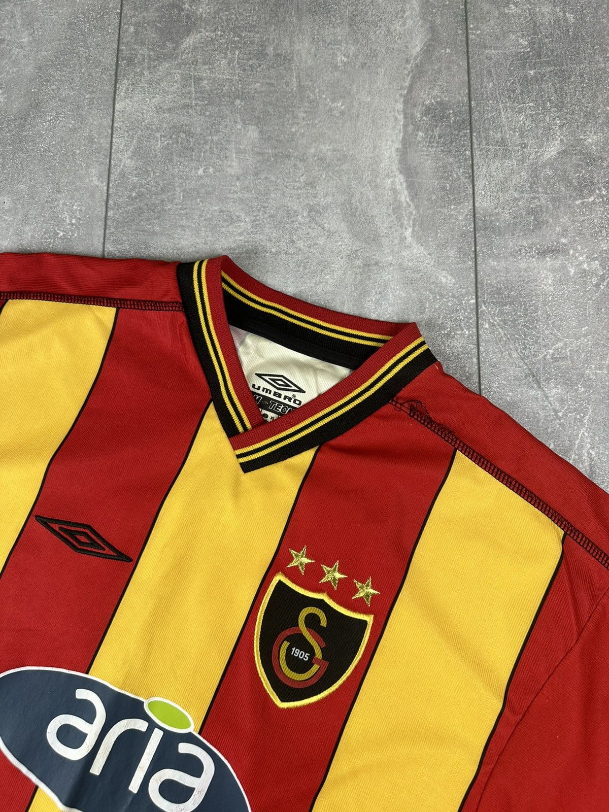 Umbro Umbro Galatasaray Home 2002/03 Home #Frank De Boer24 Jersey Size US XL / EU 56 / 4 - 13 Thumbnail