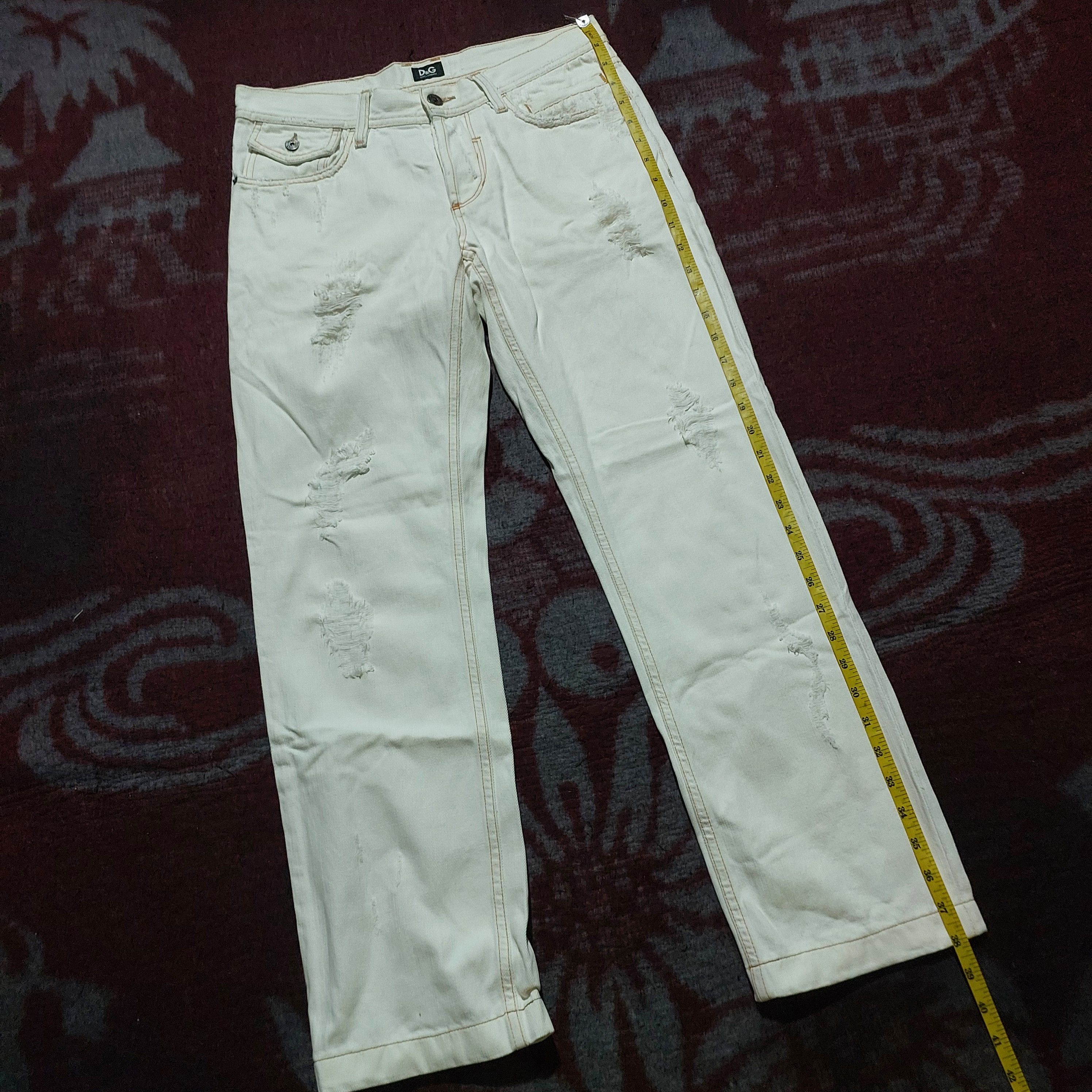 Dolce & Gabbana 2000s Dolce&Gabbana Audacious Ripped White Tight Fit Jeans Size US 29 - 15 Thumbnail
