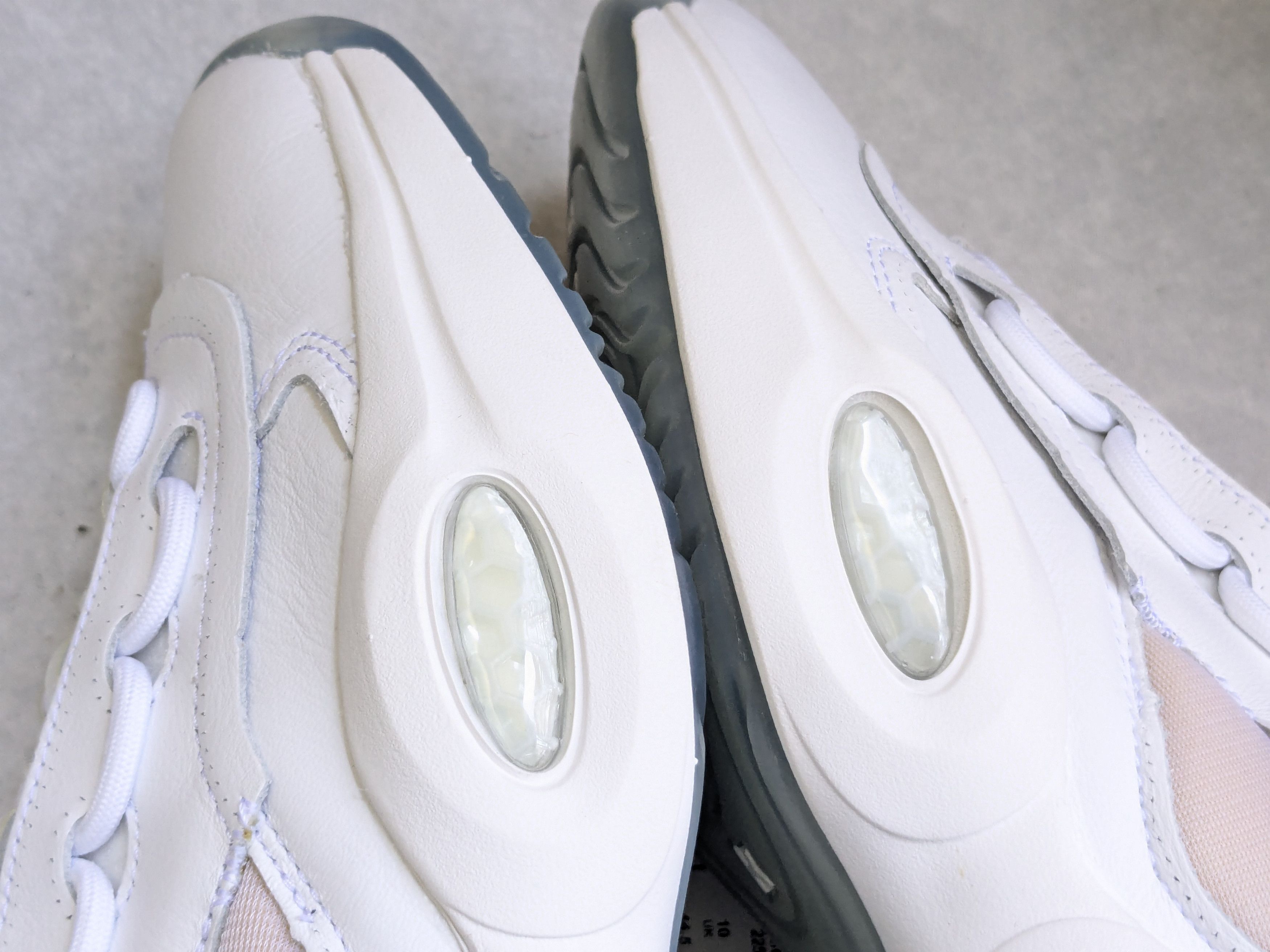 Maison Margiela Maison Margiela Reebok Question White 11 Hi Leather Size US 11 / EU 44 - 11 Thumbnail