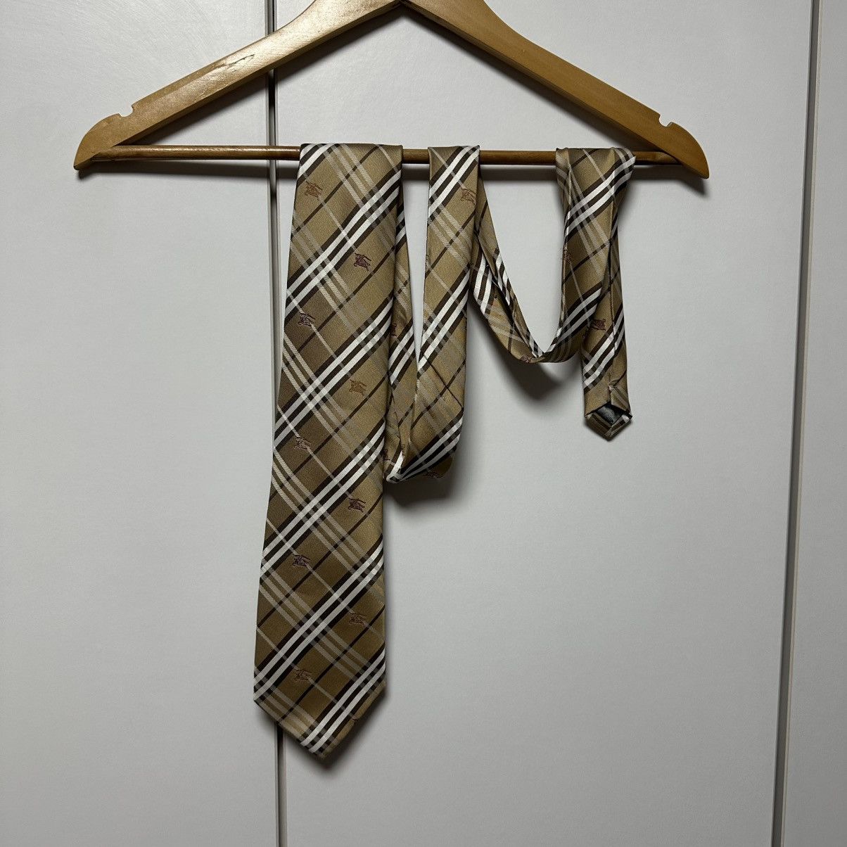 Burberry Burberry Silk Tie Luxury Monogram Size ONE SIZE - 1 Thumbnail