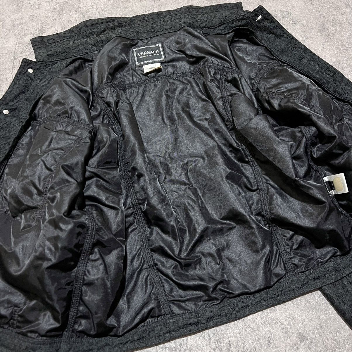 Versace Versace Signature Floral Paisley Trucker Jacket Size US L / EU 52-54 / 3 - 9 Thumbnail