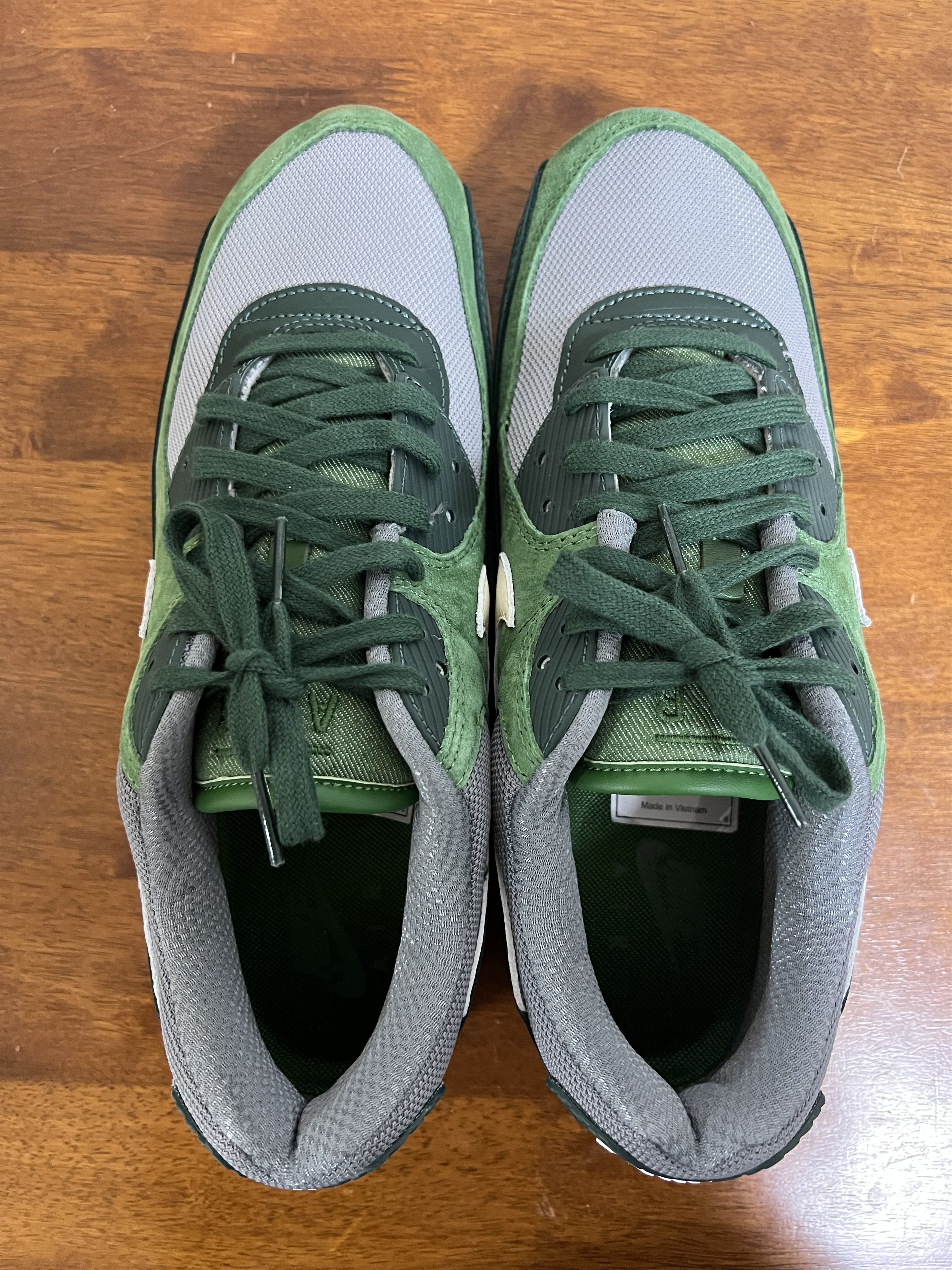 Nike 💚 2022 Nike Air Max 90 PRM Pro Green/Pale Ivory US 12 NEW Size US 12 / EU 45 - 11 Thumbnail