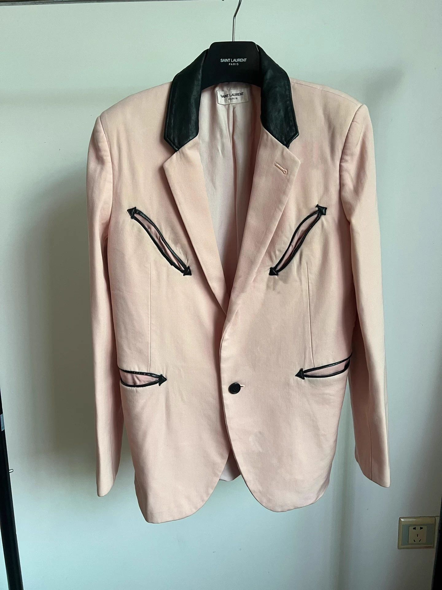 Saint Laurent Paris Saint Laurent SLP19SS lambskin patchwork suit Size 42R - 1 Thumbnail