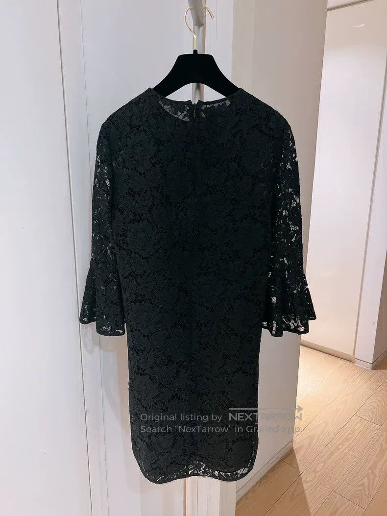 Valentino Valentino Black lace dress Size S / US 4 / IT 40 - 2 Thumbnail