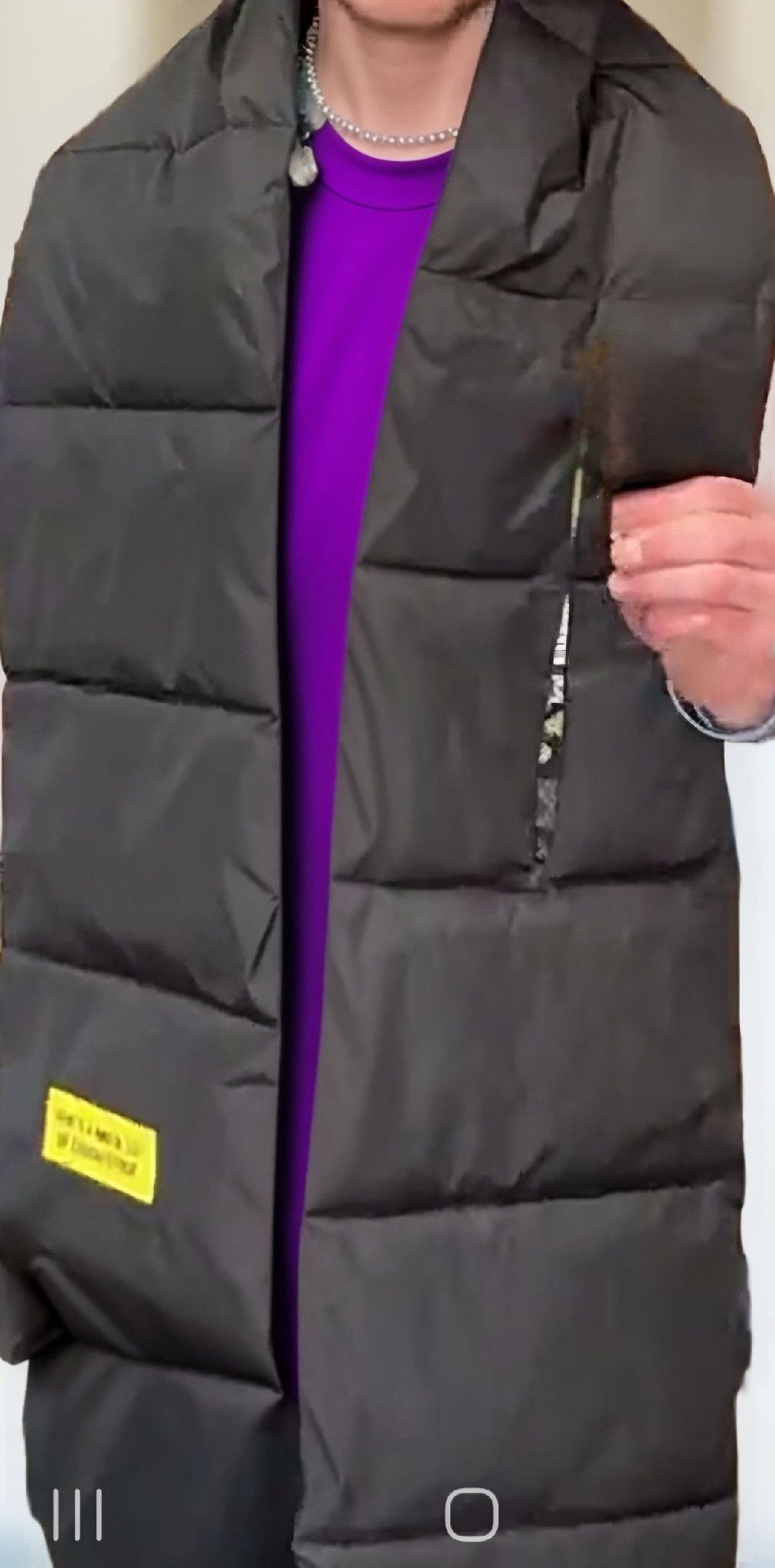 Other THATS AN AWFUL LOT OF COUGH SYRUP PUFFER SCARF Size ONE SIZE - 1 Preview